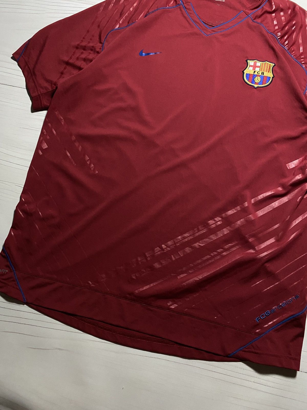 Nike Vintage Nike FC Barcelona 2007/08 training soccer jersey Size US XXL / EU 58 / 5 - 6 Thumbnail