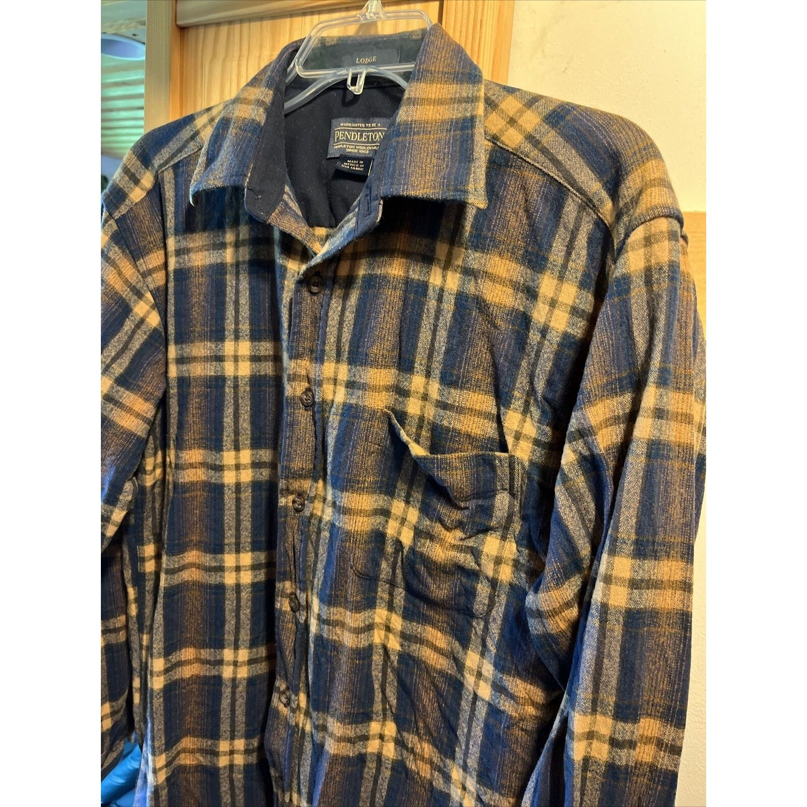 Pendleton Pendleton Lodge Mens M Wool Flannel Navy Yellow Plaid Shirt Size US M / EU 48-50 / 2 - 4 Thumbnail
