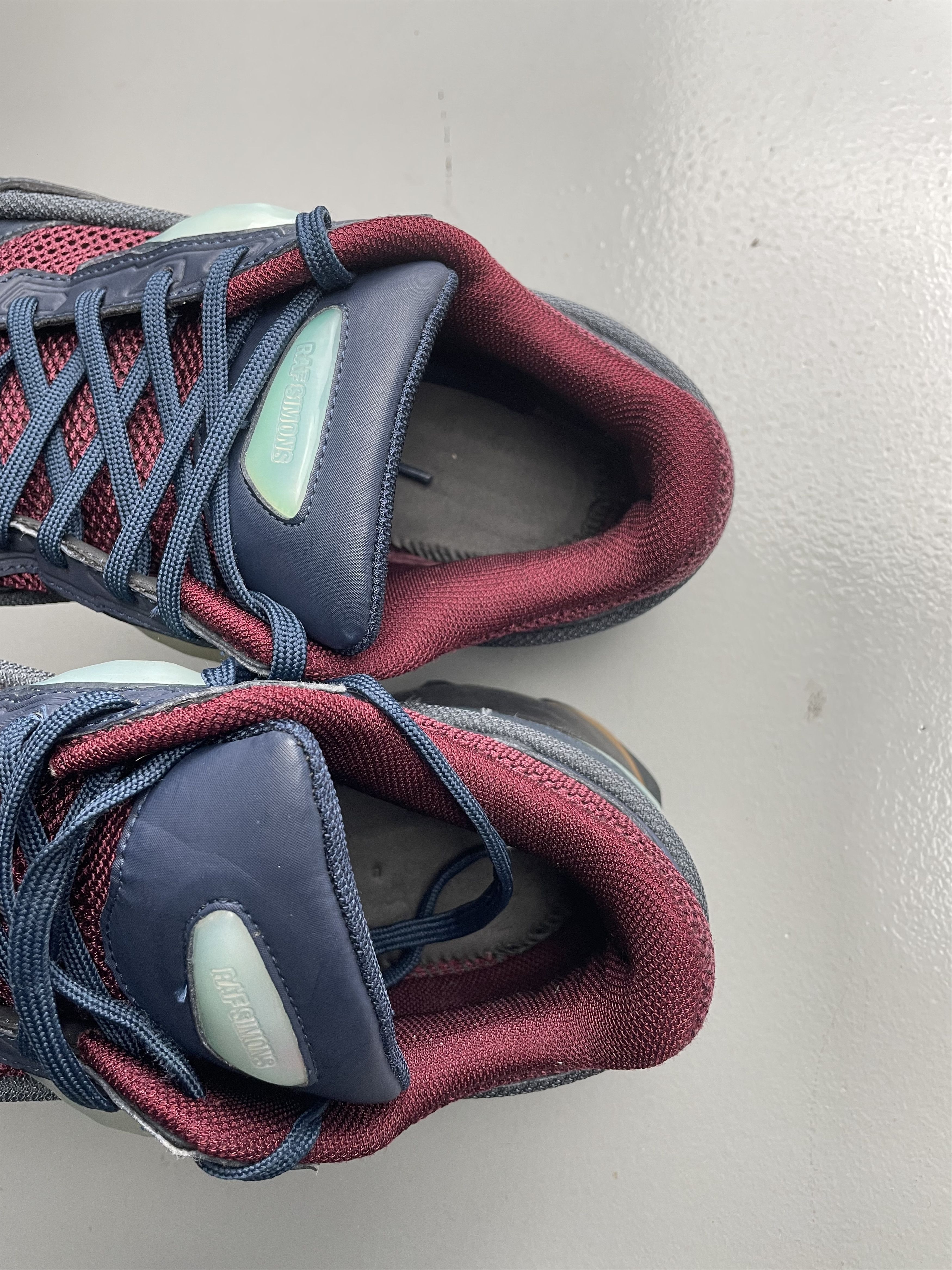 Adidas × Raf Simons adidas X Raf Simons A/W 2013 Response 2 - size 44 Size US 10 / EU 43 - 10 Thumbnail