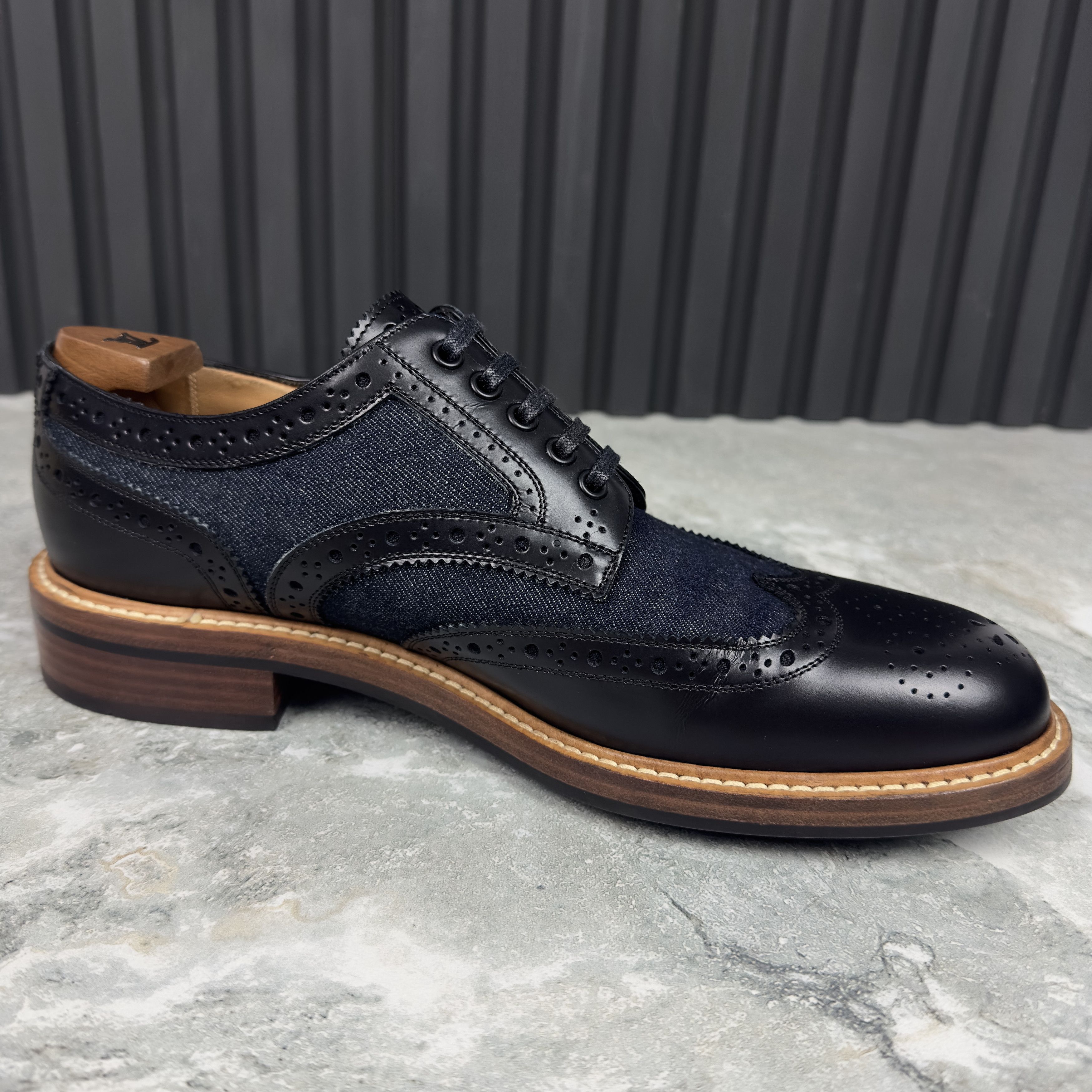 Louis Vuitton Louis Vuitton Voltaire Wingtip Derby Denim Leather Size US 9 / EU 42 - 12 Thumbnail