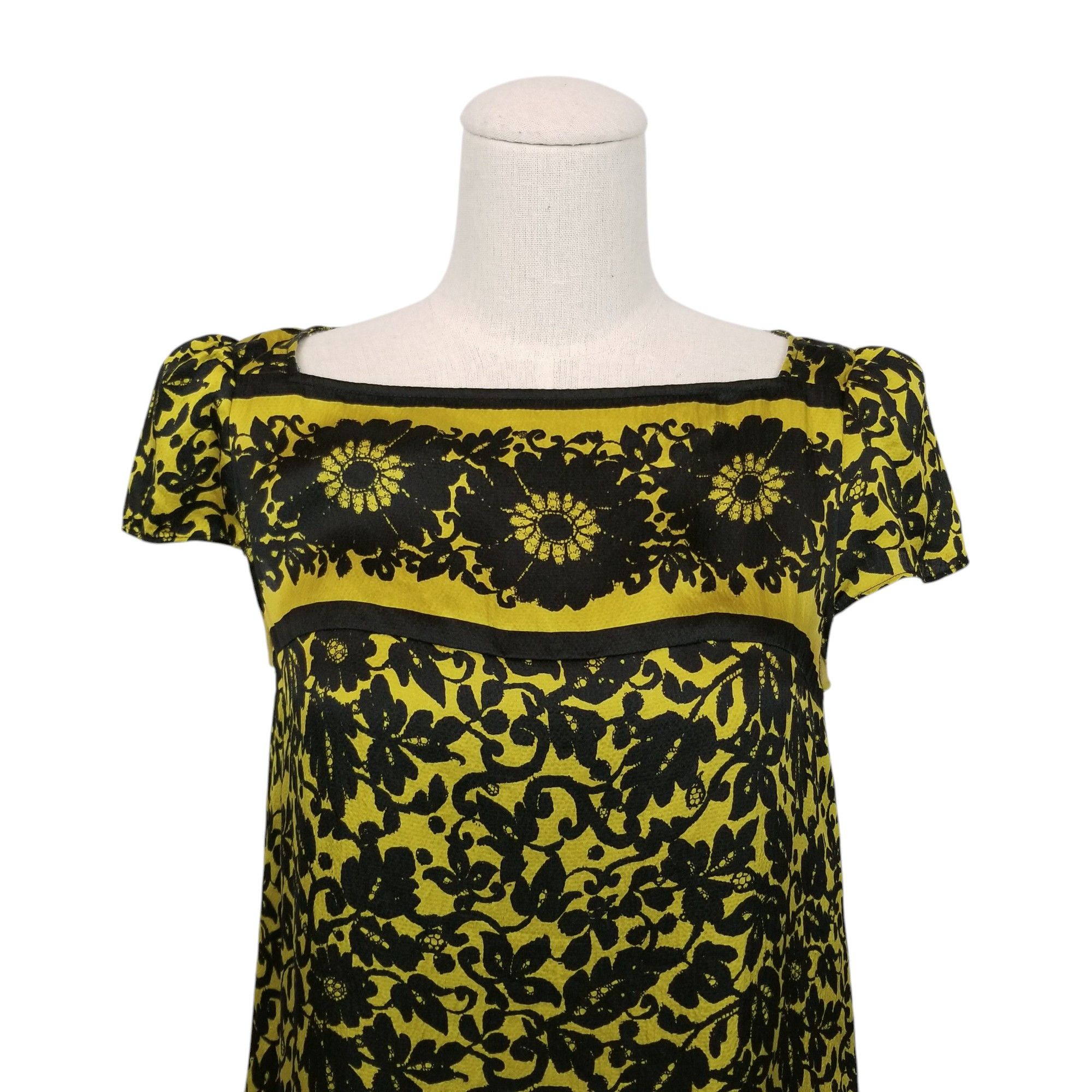 Diane von Furstenberg Cerisier Silk Dress Size S / US 4 / IT 40 - 2 Thumbnail