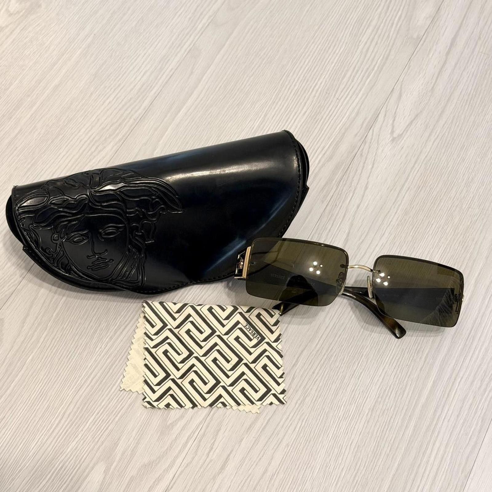 Versace Versace authentic rimless logo vintage sunglasses Size ONE SIZE - 2 Thumbnail