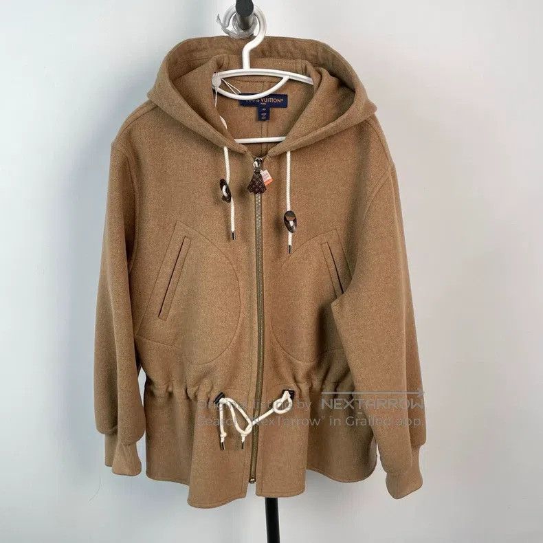 Louis Vuitton Louis Vuitton Khaki hooded jacket Size S / US 4 / IT 40 - 1 Thumbnail