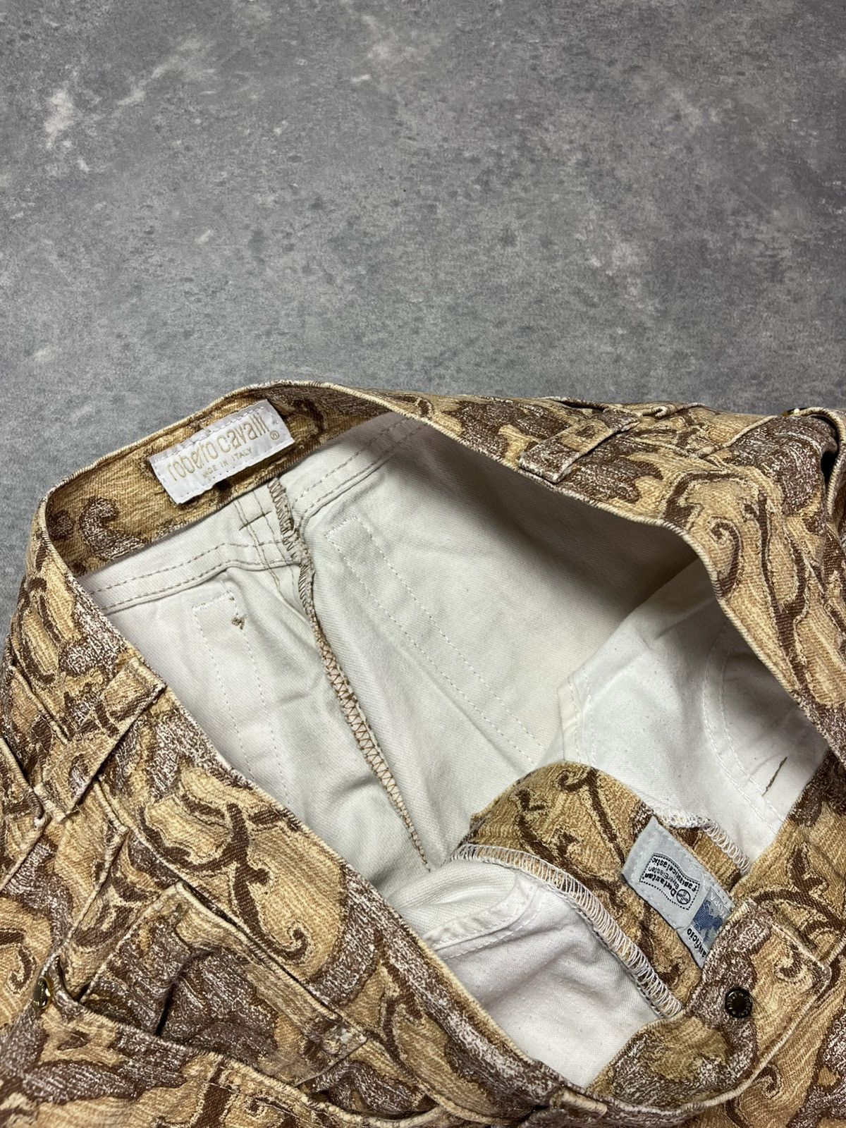 Roberto Cavalli 90s Roberto Cavalli Ornament Mozaic Denim Jeans 30 32 M Size US 32 / EU 48 - 8 Thumbnail
