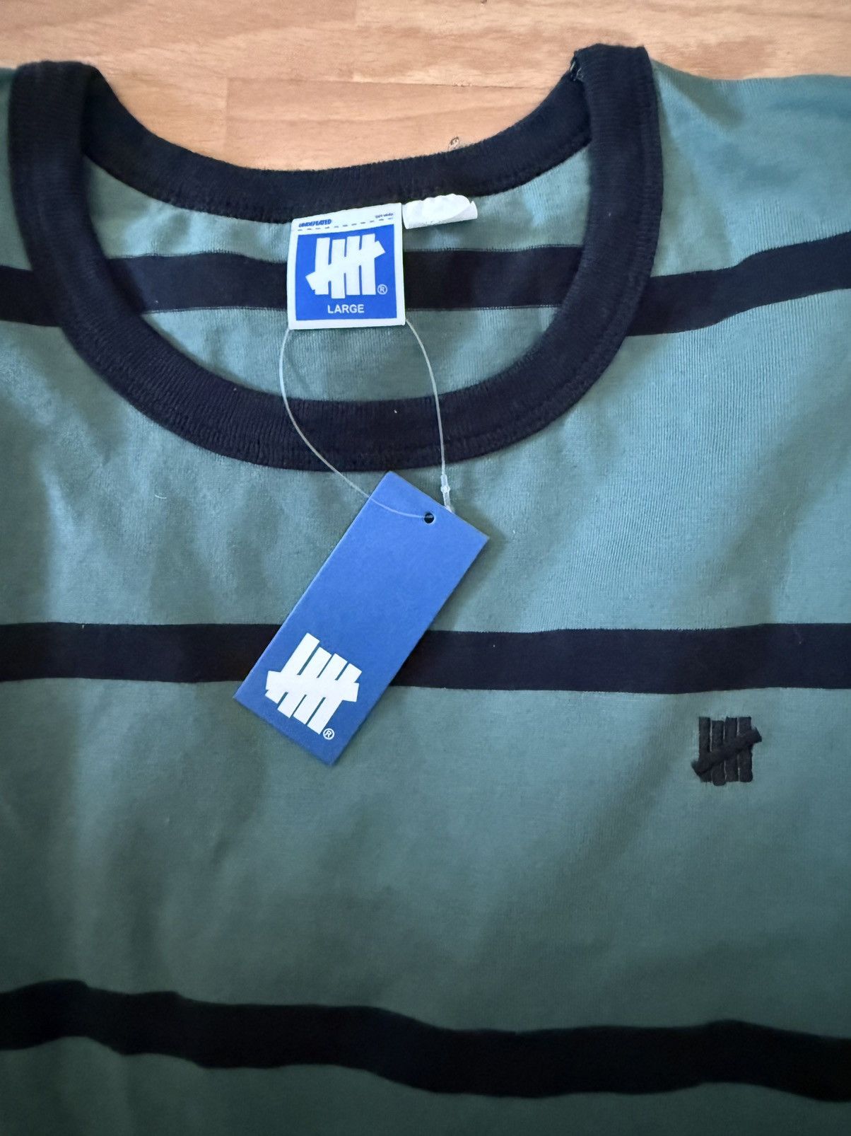 Undefeated Undefeated Holiday22 Shirt Longsleeve Stripe Large Brand New Size US L / EU 52-54 / 3 - 3 Thumbnail