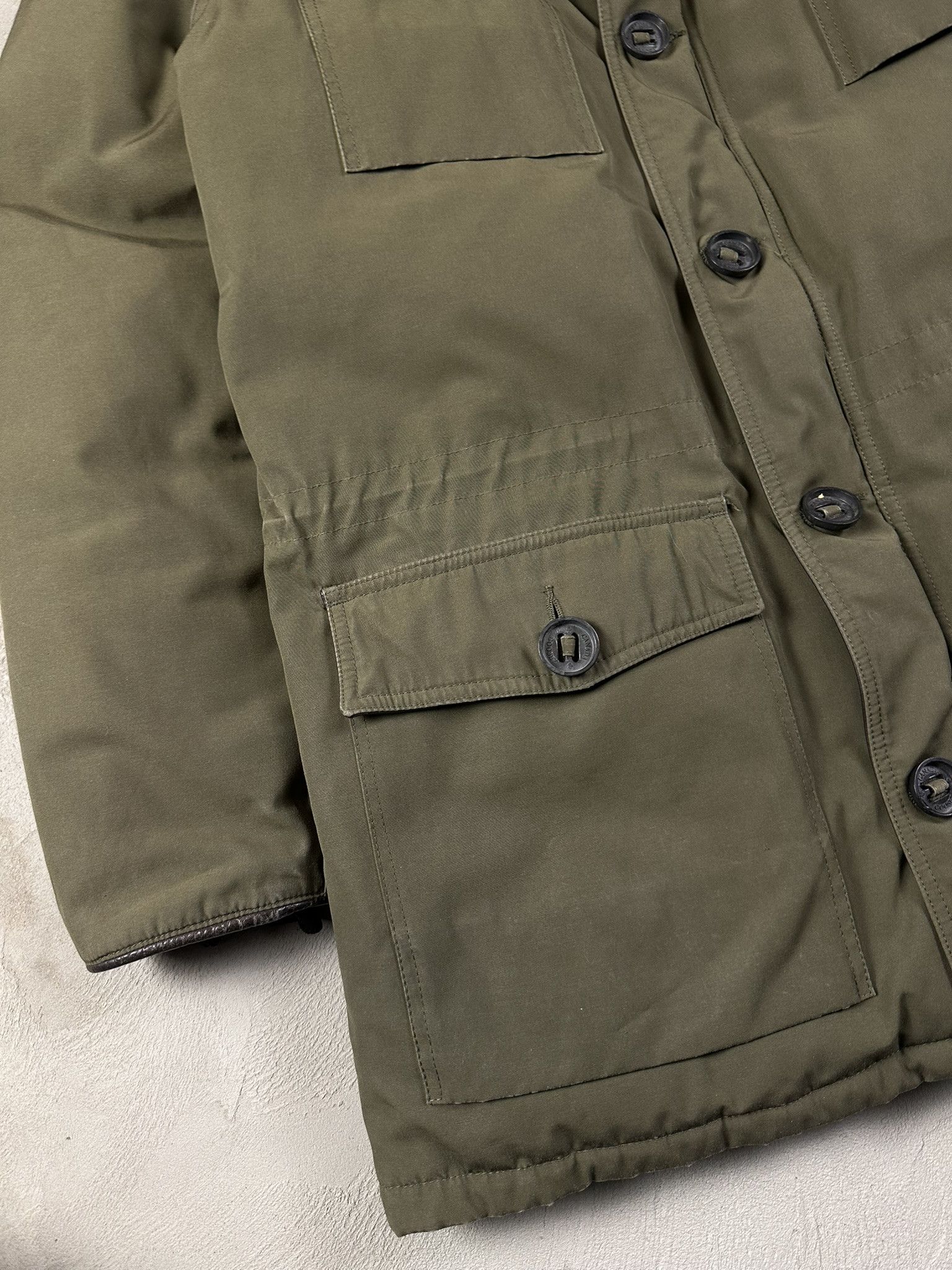 Canada Goose Canada Goose Baniff Fur Hood Military Down Winter Parka Size US XL / EU 56 / 4 - 5 Thumbnail