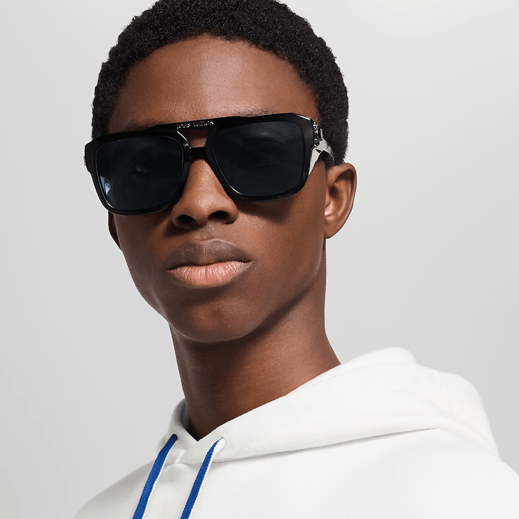 Louis Vuitton LV Frog Pilot Sunglasses Size ONE SIZE - 4 Thumbnail