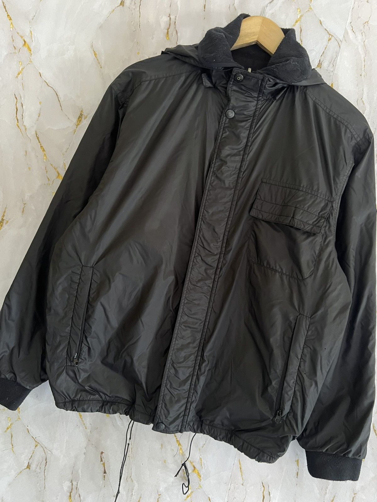 Moncler Moncler Jacket – Classic Luxury Designer Outerwear Size US XS / EU 42 / 0 - 5 Thumbnail