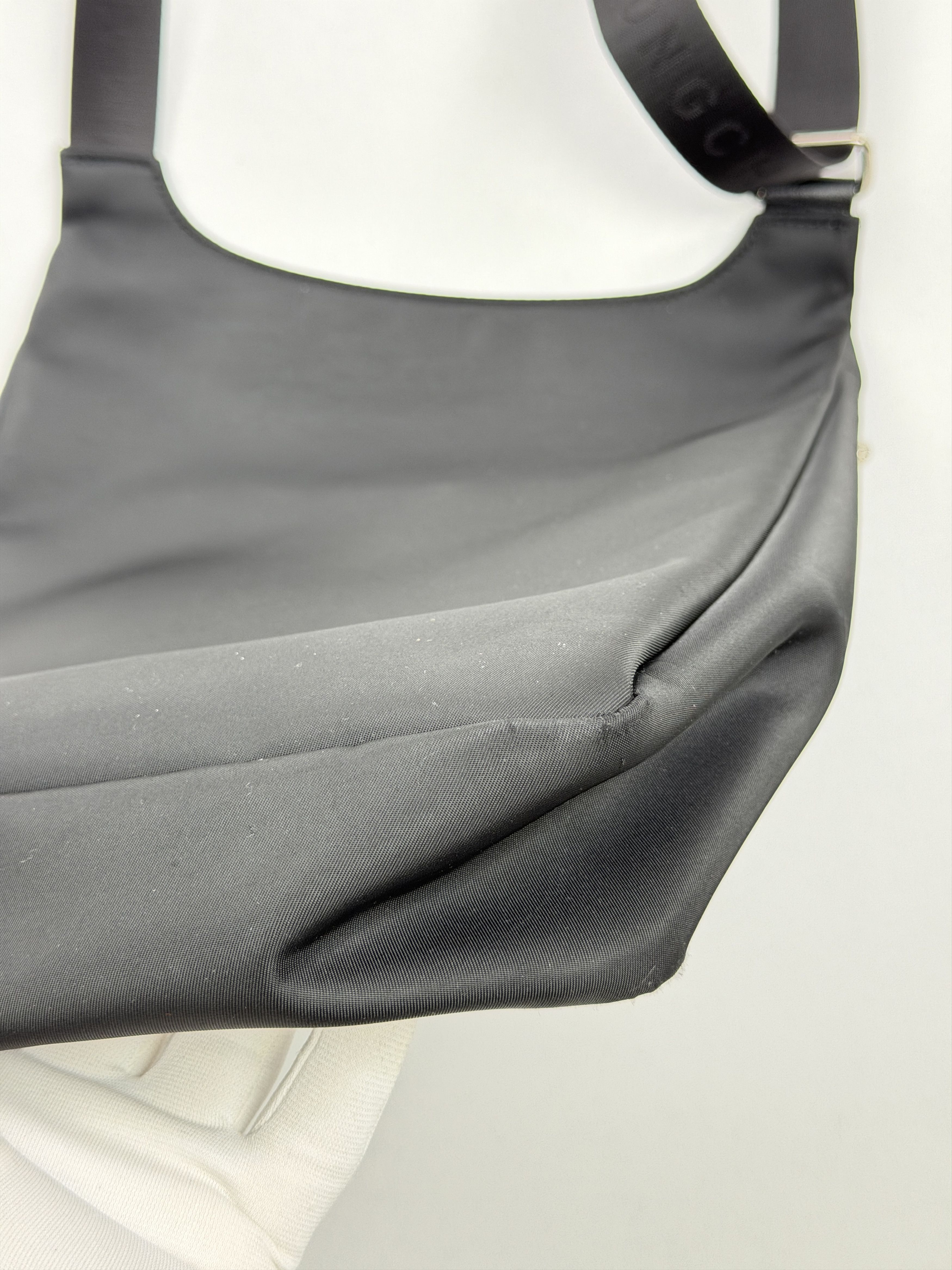 Longchamp Vintage Longchamp Black Nylon Crossbody Messenger Bag Size ONE SIZE - 14 Thumbnail