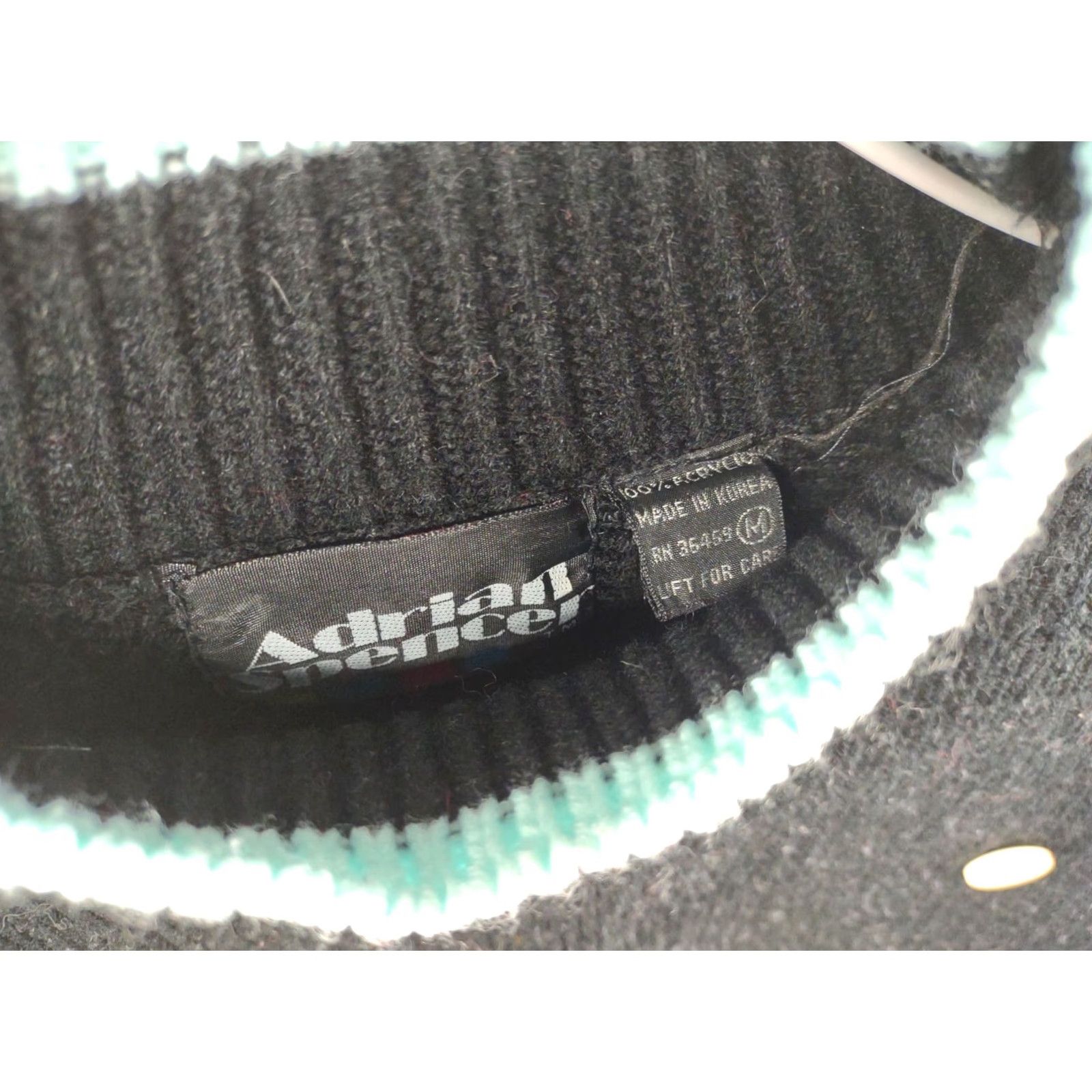 Vintage VINTAGE 90s Button Pattern Knit Pullover Acrylic Sweater Women’s Size M Grandma Size M / US 6-8 / IT 42-44 - 4 Thumbnail
