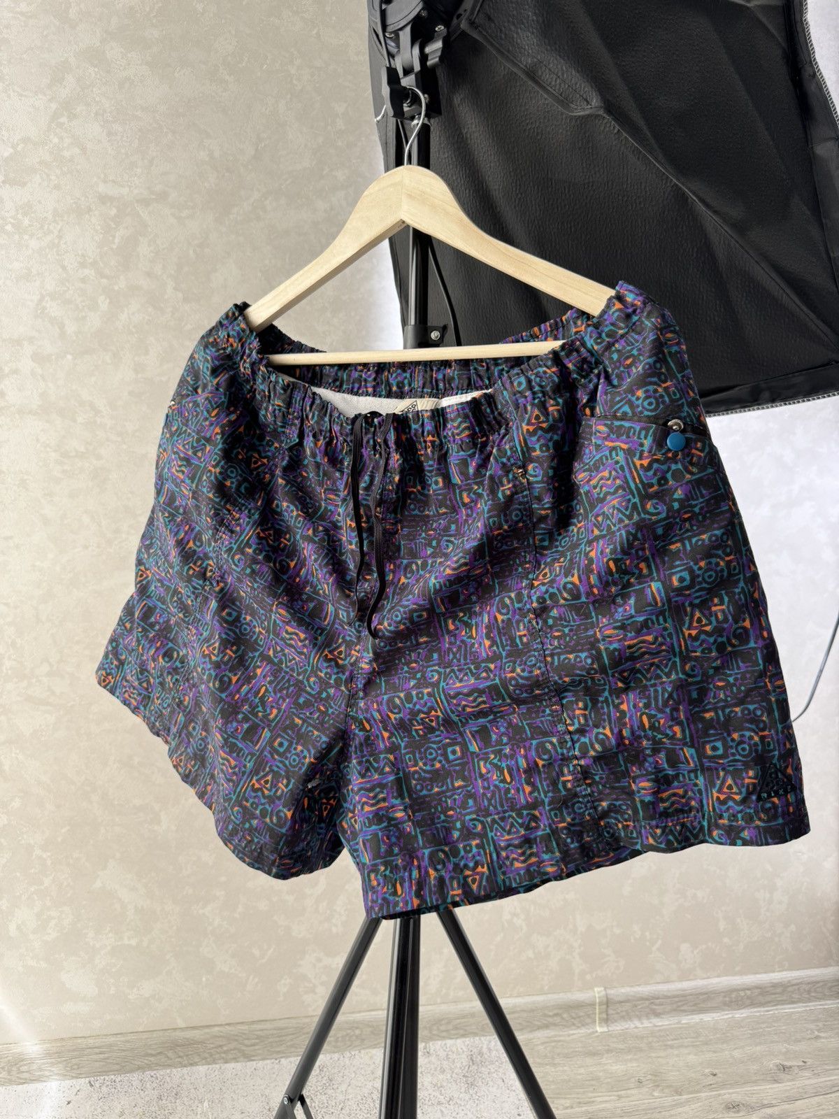 Nike ACG × Vintage Nike ACG Vintage Mosaic Shorts Size US 36 / EU 52 - 8 Thumbnail