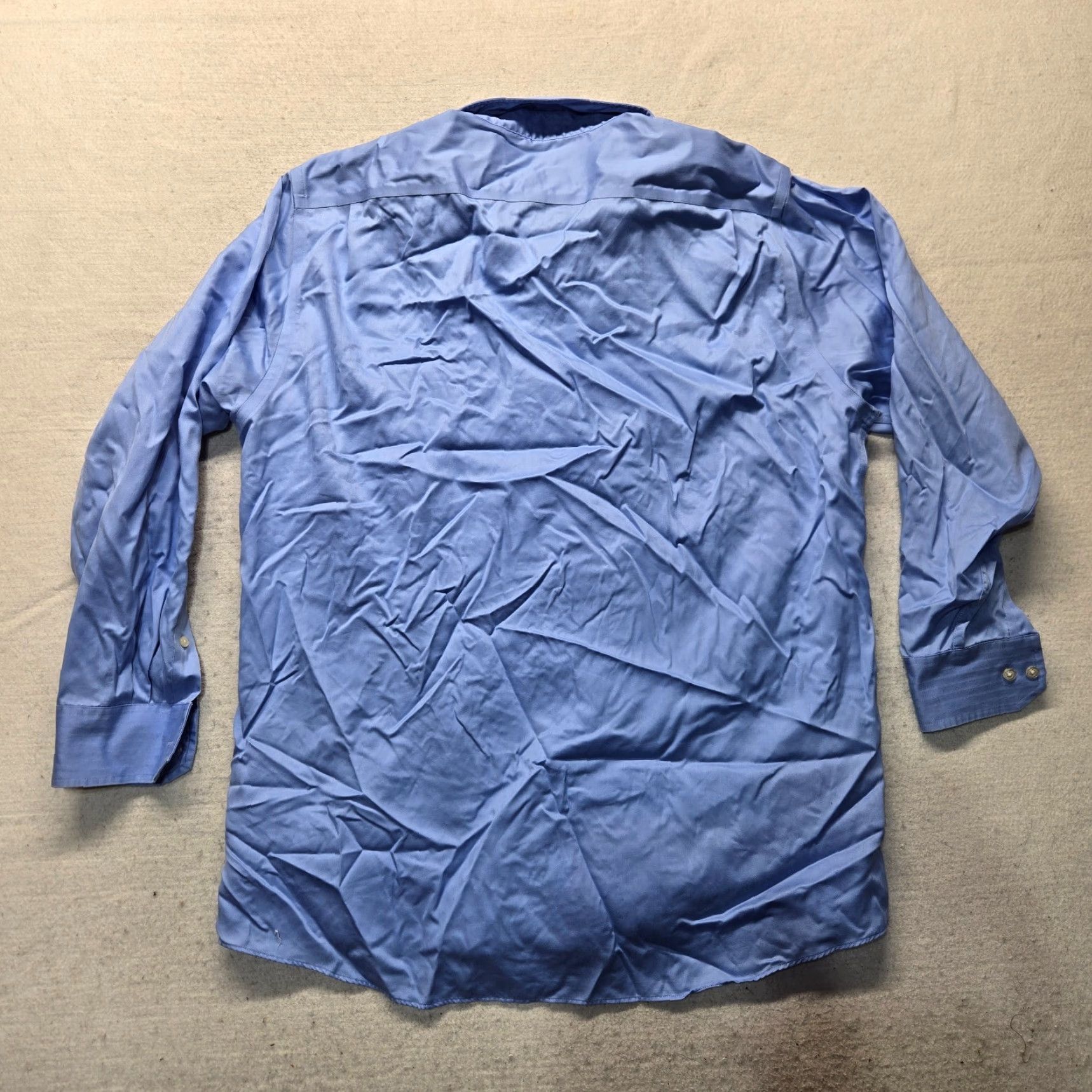Joseph Abboud Joseph Abboud Shirt Solid Blue Long Sleeve Button Up Adult Men's 16.5 32/33 Vintage No 100% Cotton Classic Pockets Button-Down Collar Mens Size US XL / EU 56 / 4 - 6 Thumbnail