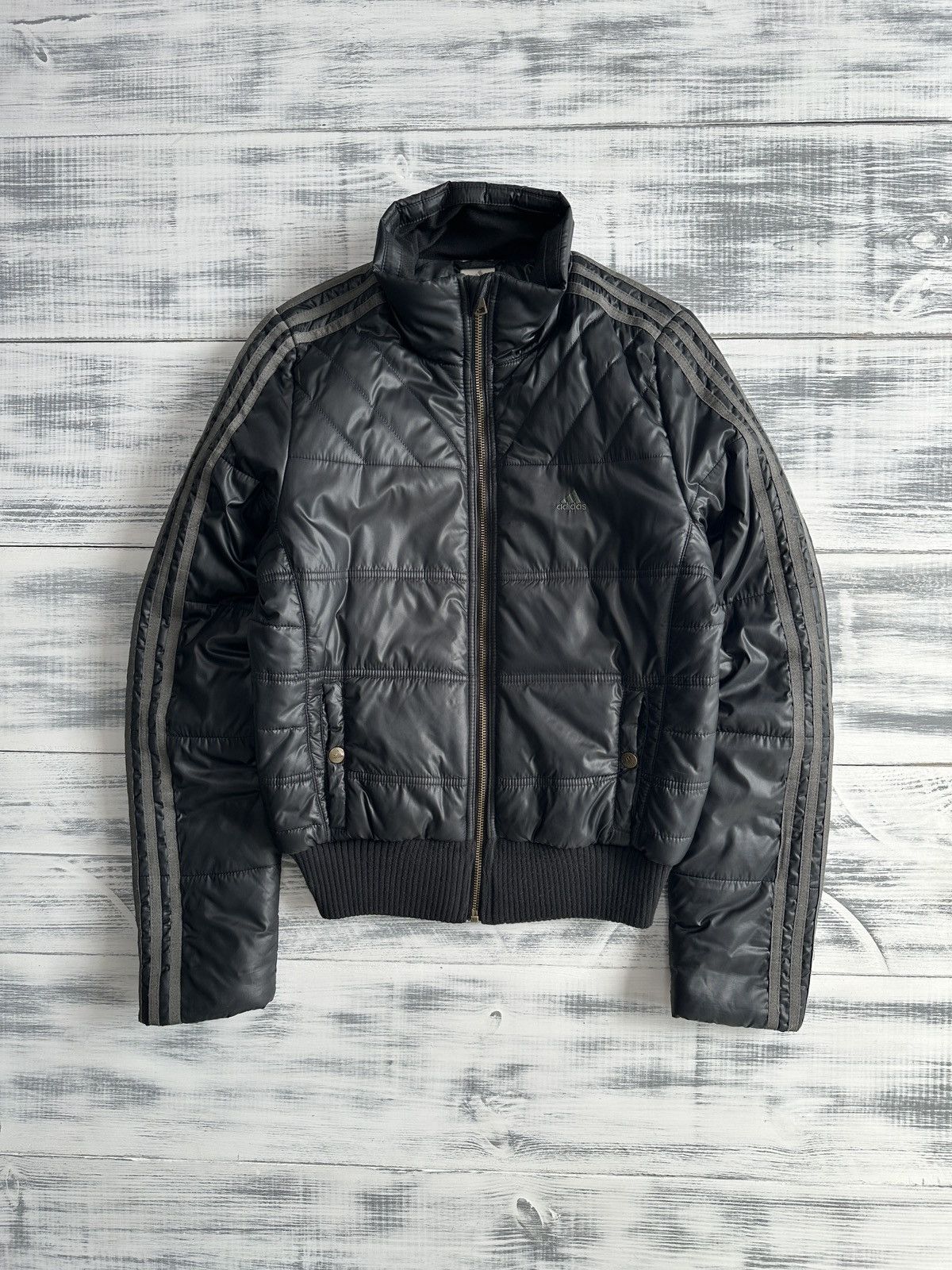 Adidas Vintage ADIDAS Y2K Puffer Bomber Jacket Black 3 Stripes Size M / US 6-8 / IT 42-44 - 1 Thumbnail