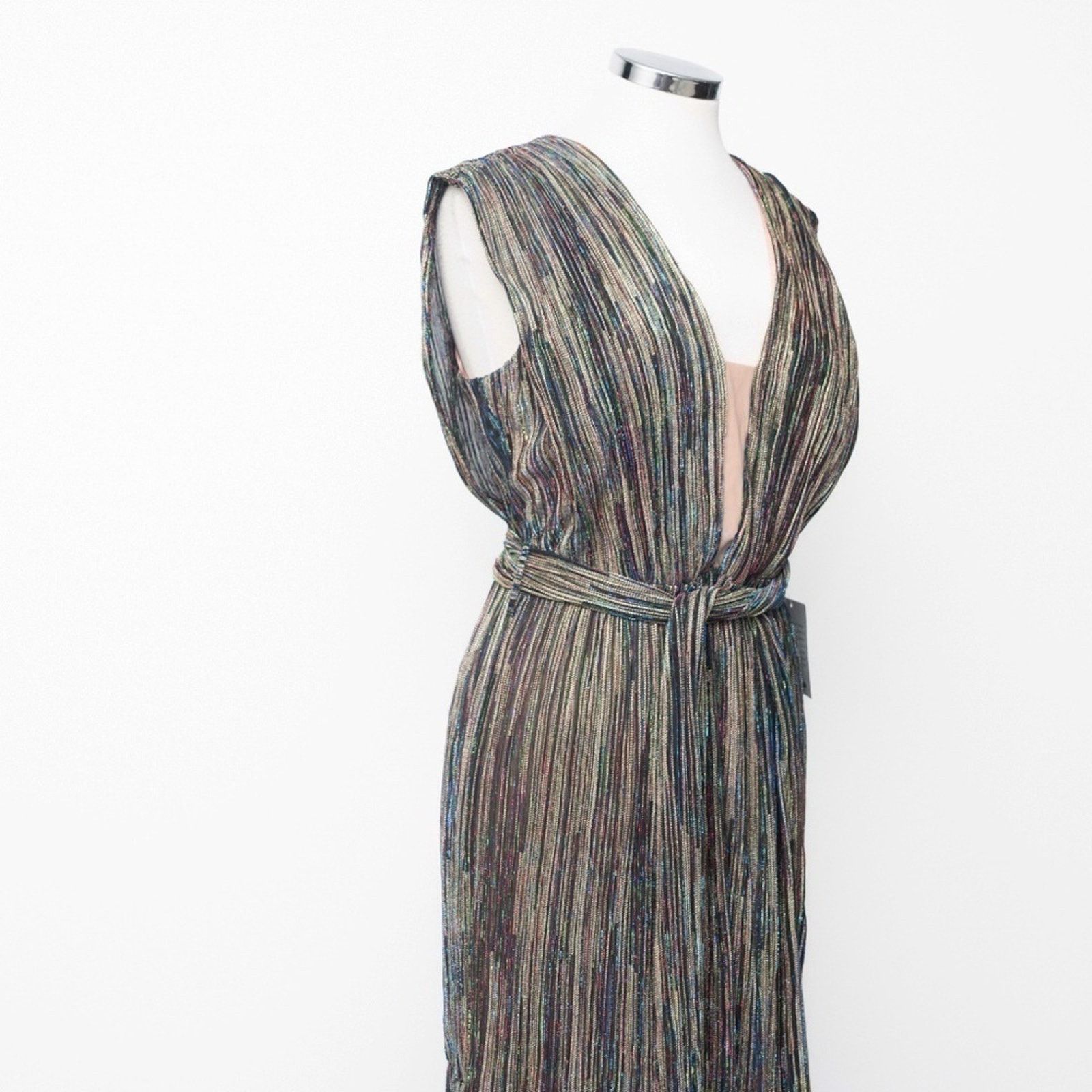 Designer Harlyn - Plunge V-Neck Tie Waist Pleated Gown Size M / US 6-8 / IT 42-44 - 10 Thumbnail
