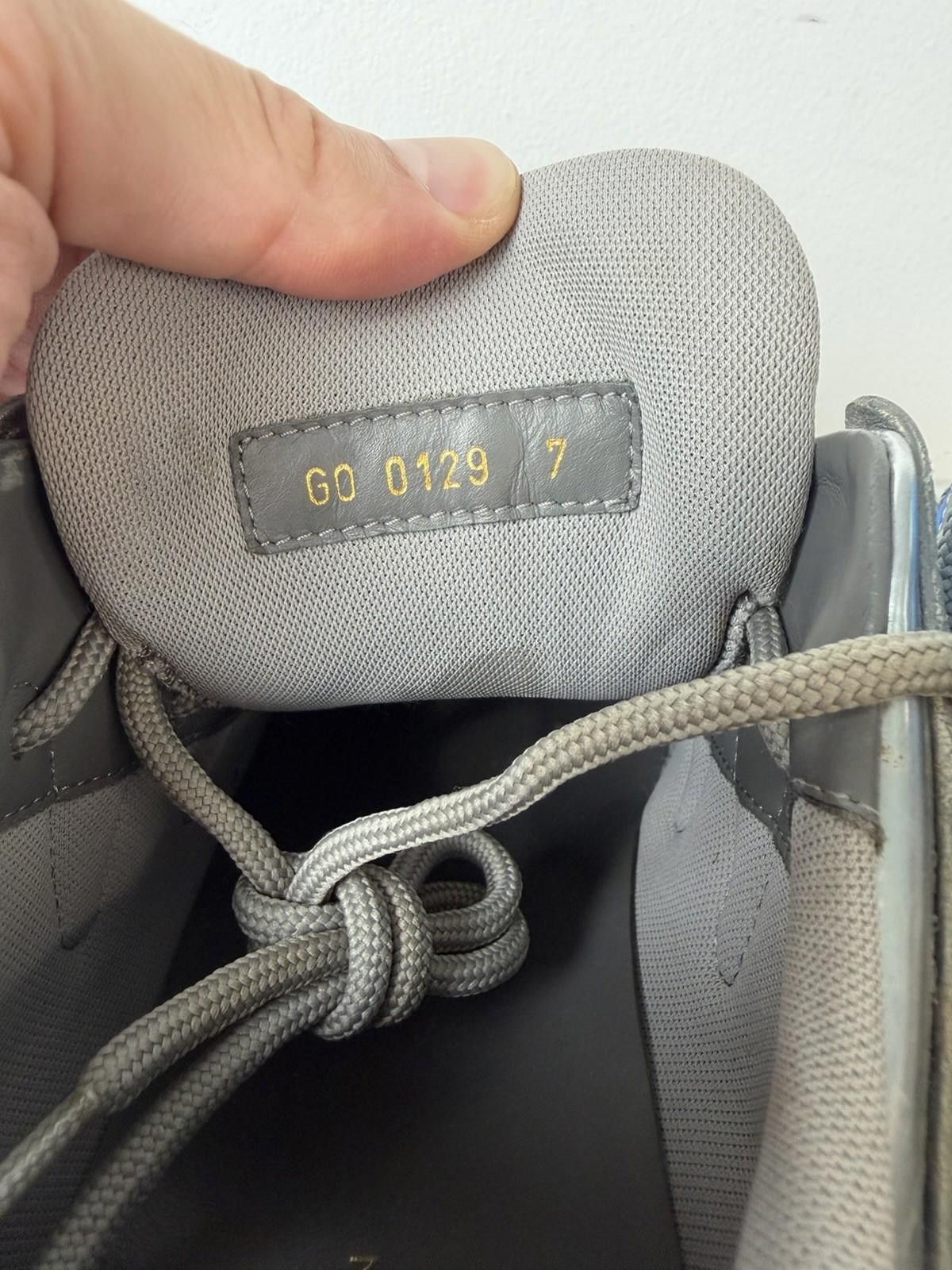 Louis Vuitton Louis Vuitton Zig Zag Sneaker Silver Blue SZ 7 LV (US 9) Size US 9 / EU 42 - 6 Thumbnail