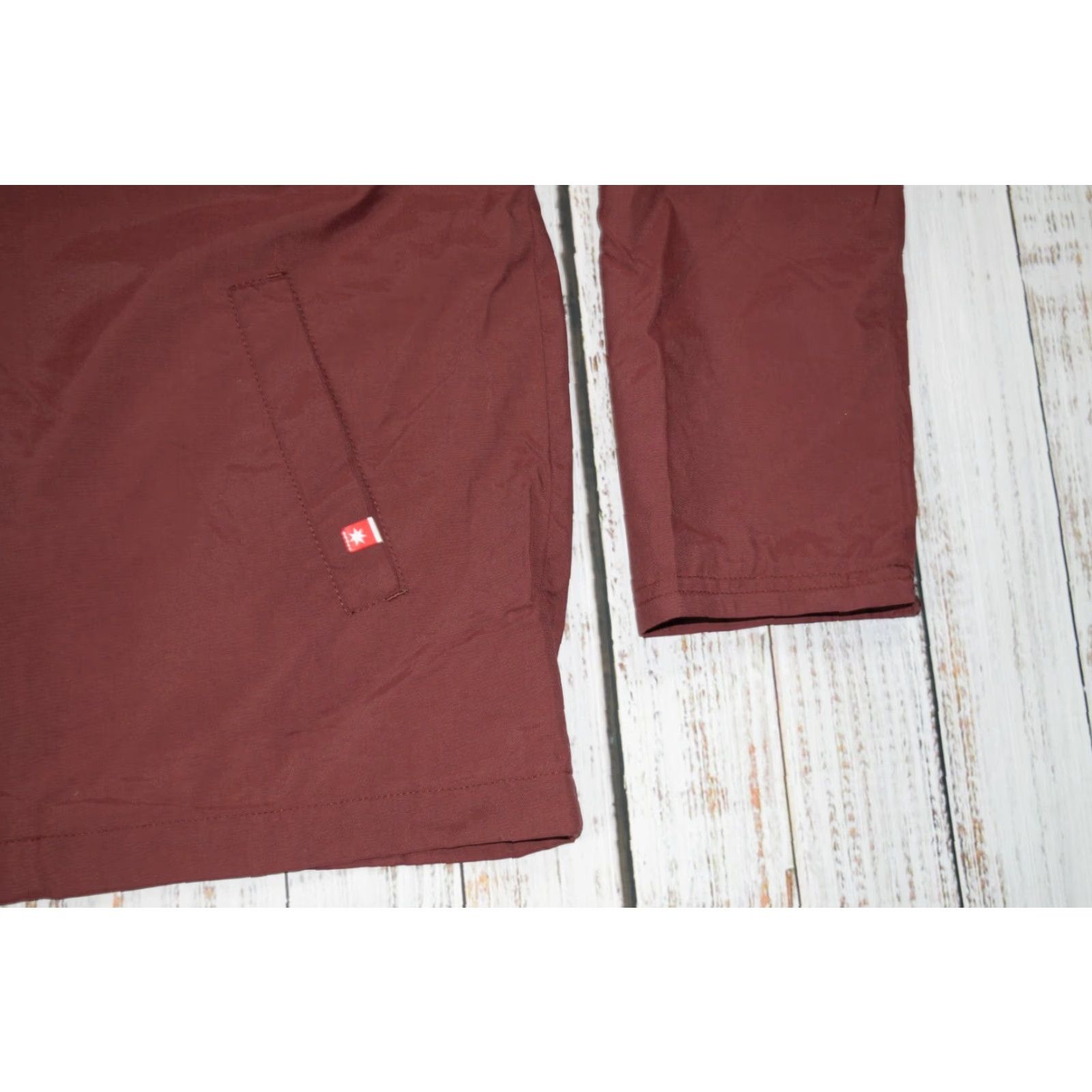 Vintage VINTAGE DC Skateboarding Coach Jacket Mens Cotton Blend Maroon Snap Front Lined Size M, Red, 90s, Workwear, Casual Jacket Size US M / EU 48-50 / 2 - 3 Thumbnail