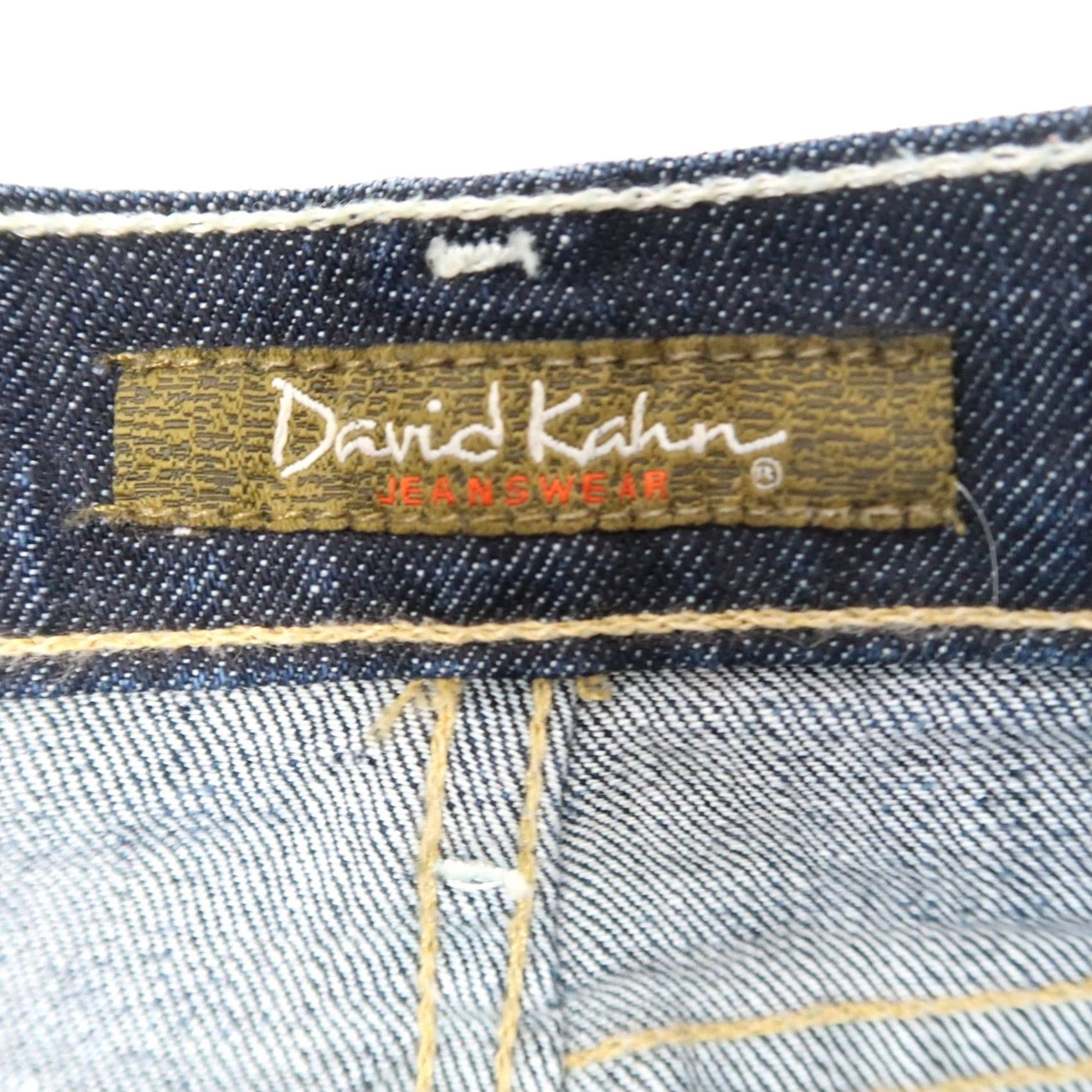 Vintage VINTAGE David Kahn Dark Wash Blue Denim Low Rise Capri Jeans Bleach Splatter 26 Women Capris Jeans Size 26" / US 2 / IT 38 - 4 Thumbnail