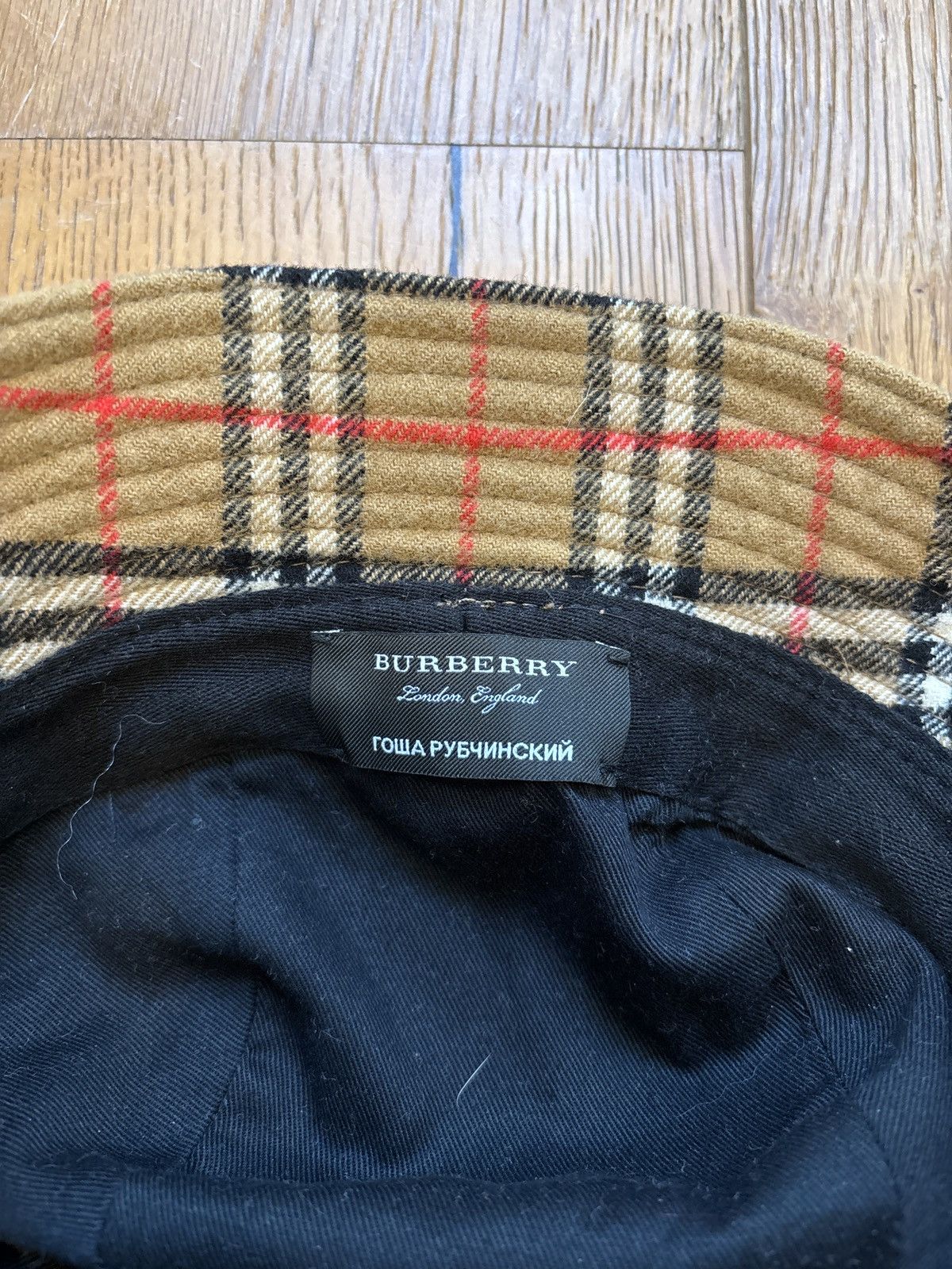 Burberry × Gosha Rubchinskiy Burberry x Gosha Rubchinskiy Bucket Hat Size ONE SIZE - 2 Thumbnail