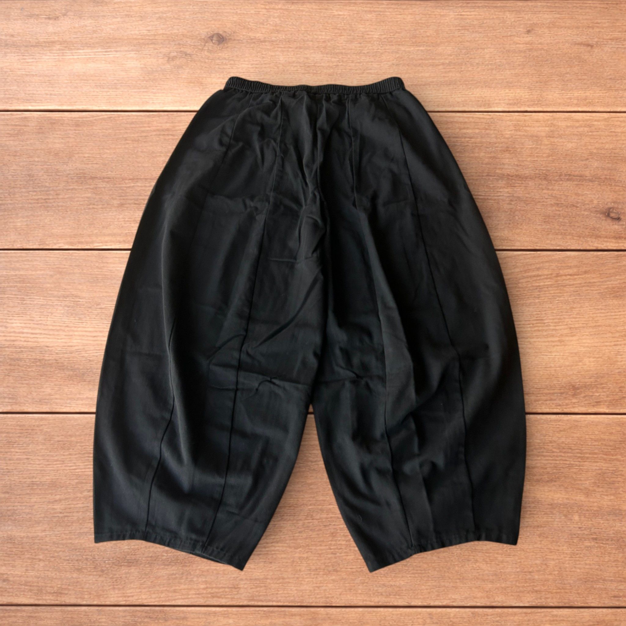 Japanese Brand Super baggy wide leg parachute trousers in black. Size US 34 / EU 50 - 2 Thumbnail