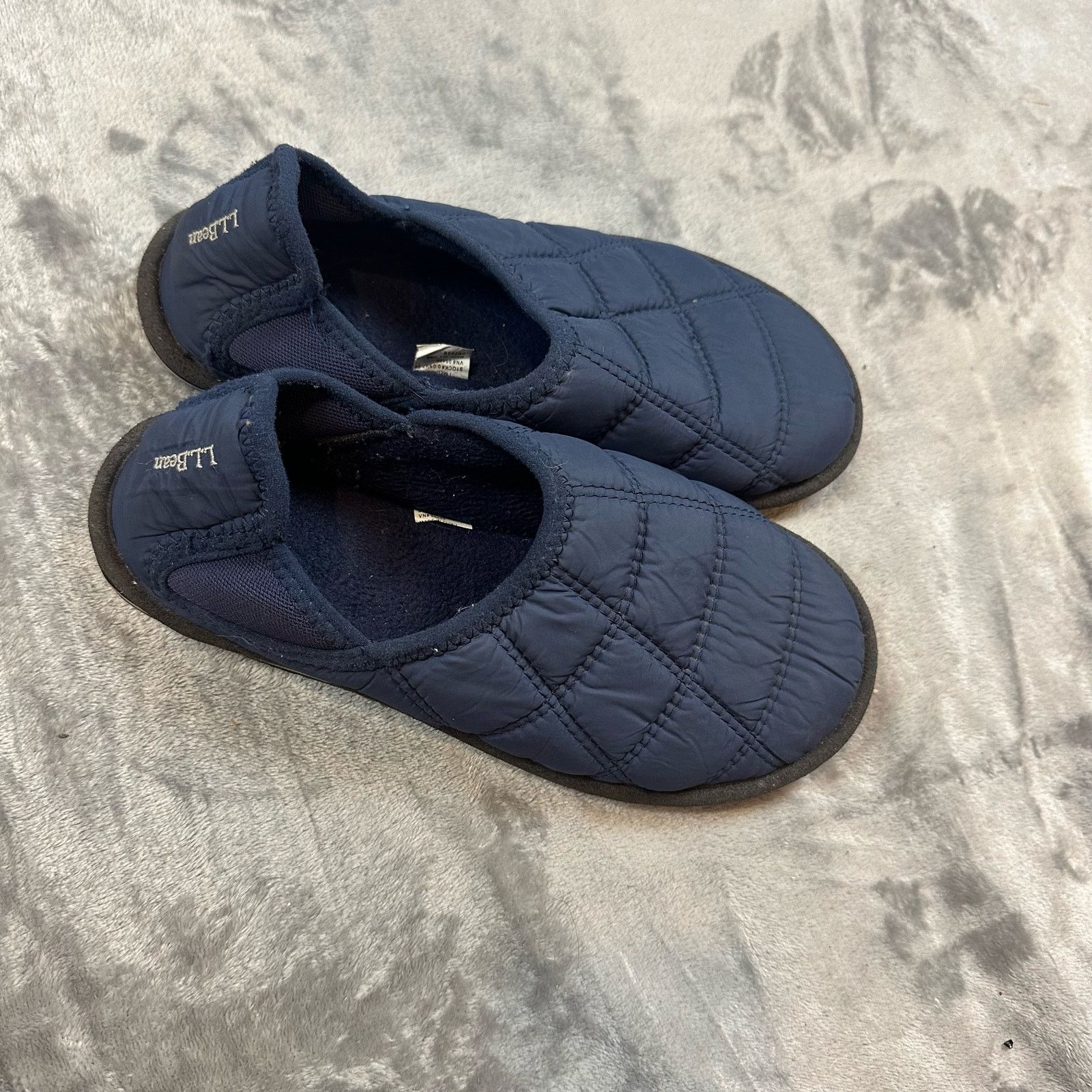 L.L. Bean LL Bean Navy Blue Quilted Slippers Slides Slip On Shoes 7 7M Size US 7 / IT 37 - 7 Thumbnail