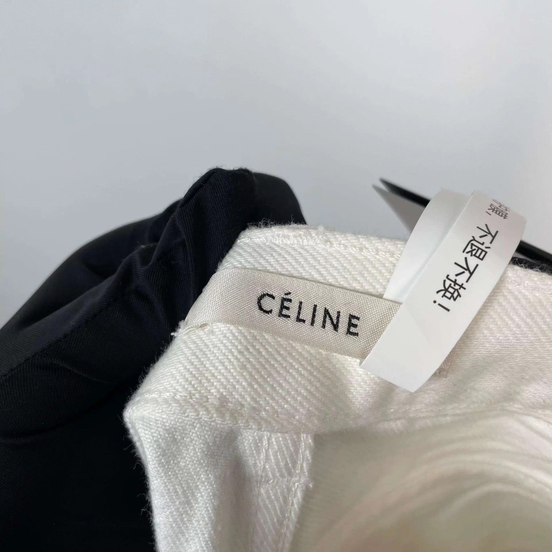 Celine Celine white pants size 38 Size US 38 / EU 54 - 4 Thumbnail