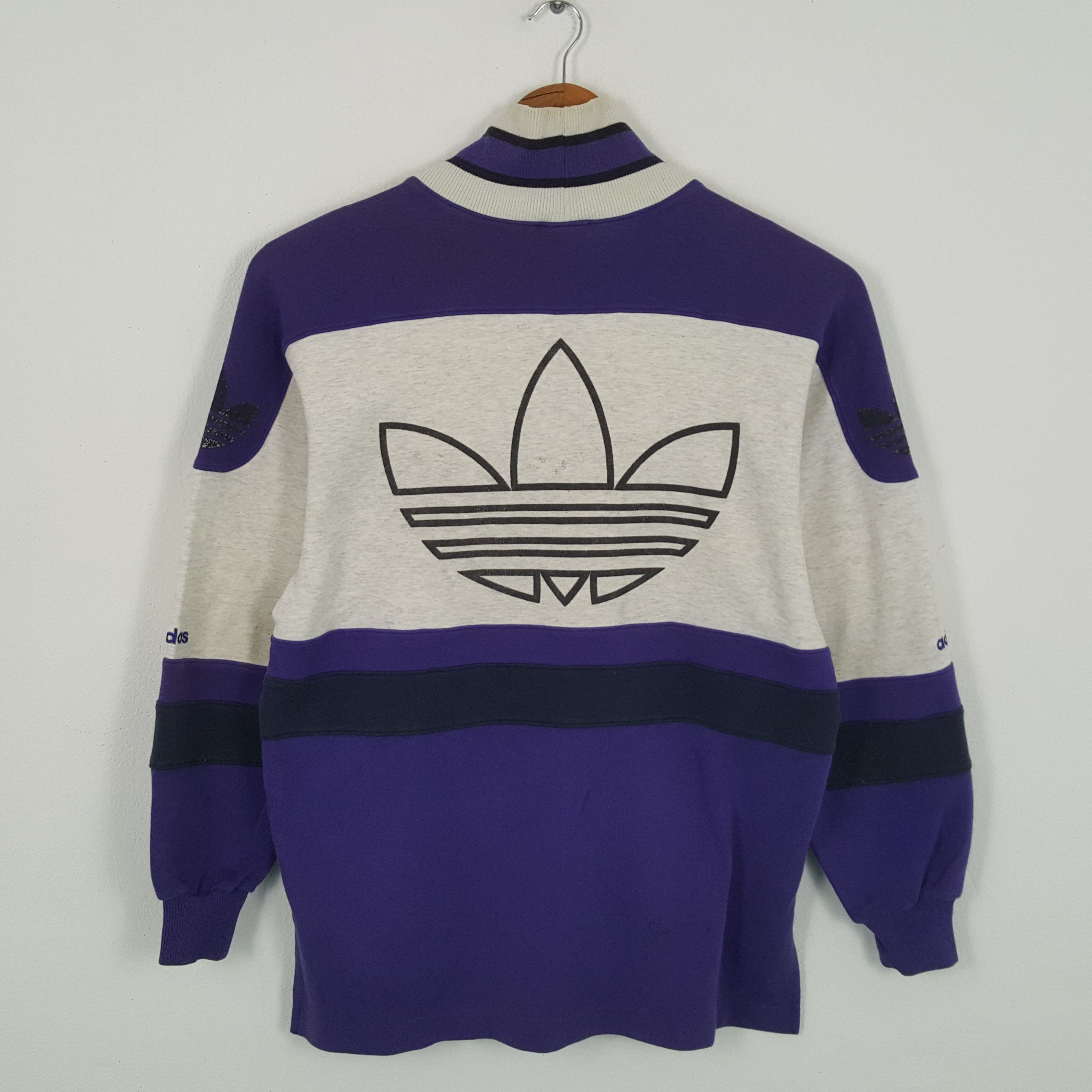 Adidas × Japanese Brand × Vintage Vintage ADIDAS Sportswear Big Logo Sweatshirts Size US L / EU 52-54 / 3 - 3 Thumbnail