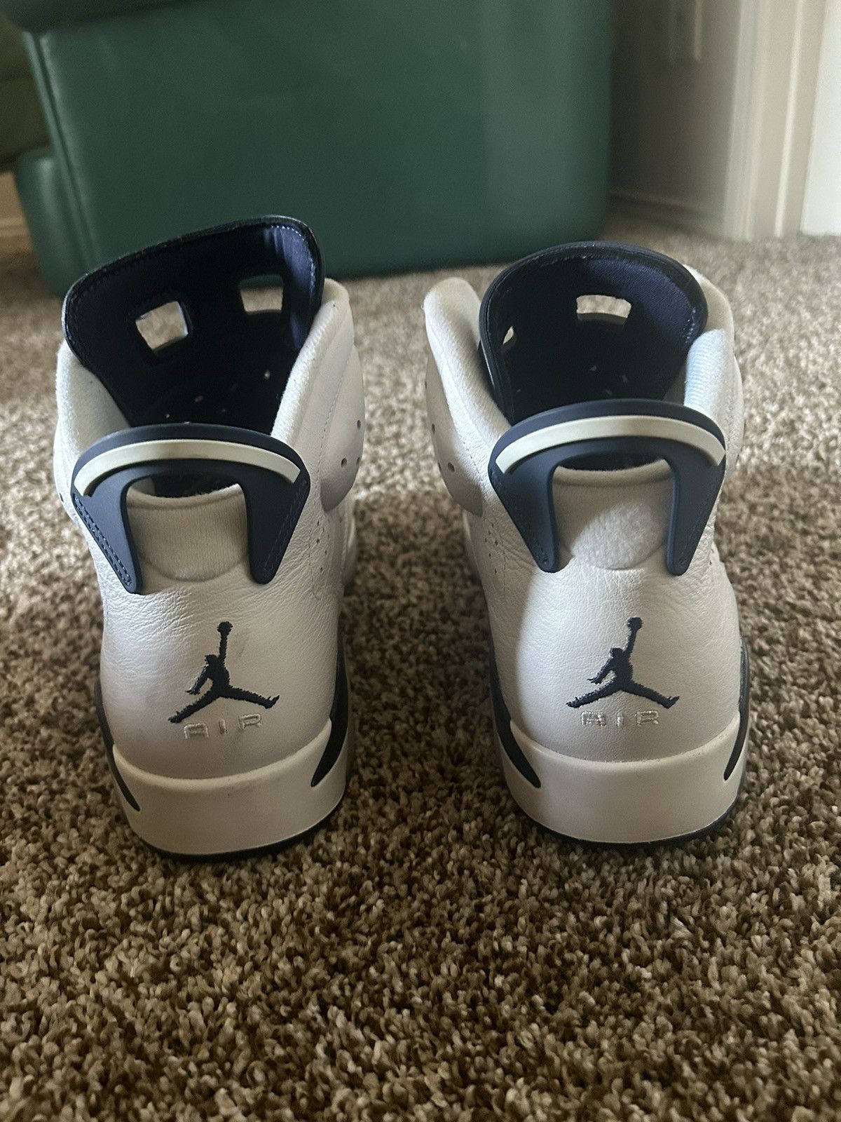 Jordan Brand Air Jordan 6 Retro Midnight Navy Size US 10.5 / EU 43-44 - 3 Thumbnail