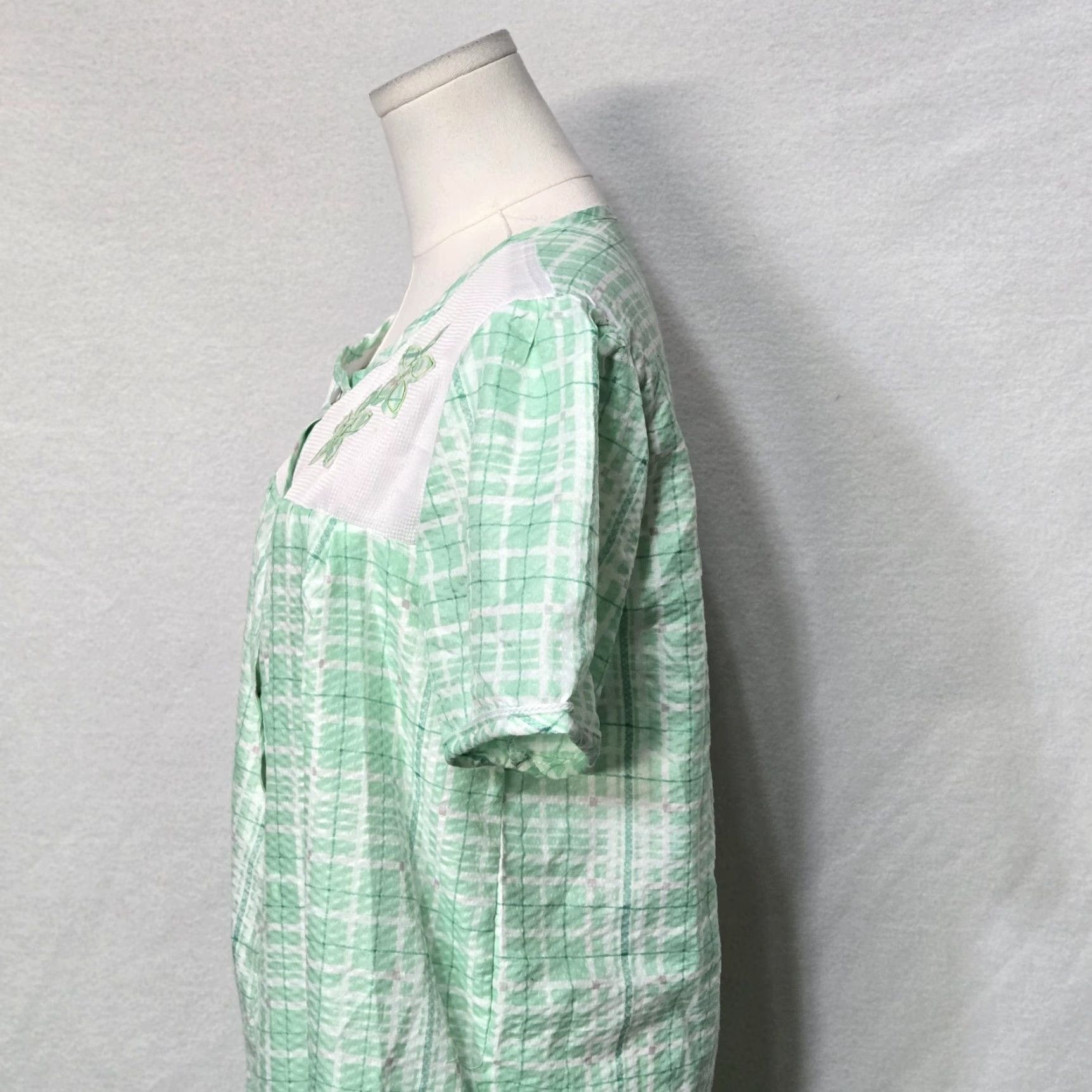 Vintage Cozee Corner Womens Medium Robe Green Plaid Kaftan Sleepwear Embroidered Button front Size ONE SIZE - 6 Thumbnail