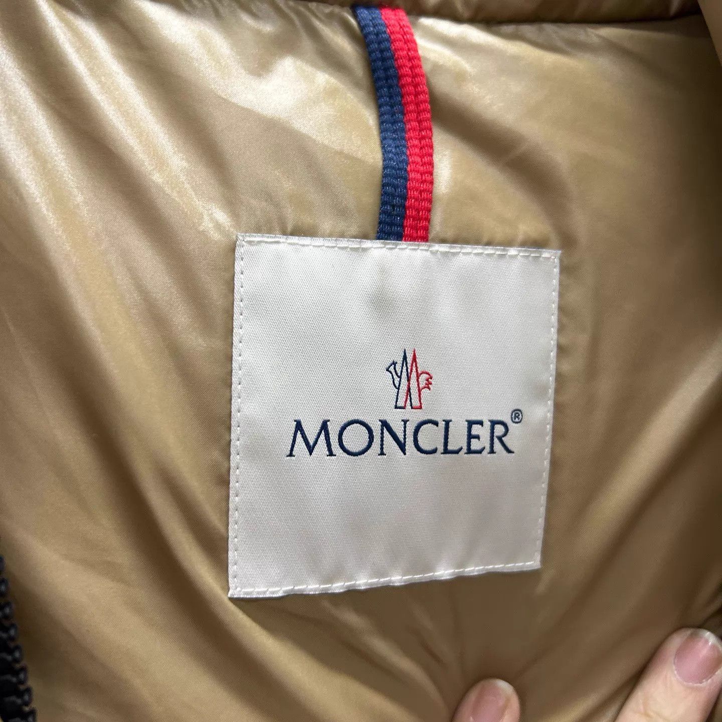 Moncler Moncler Parana Logo Shiny Hooded B&G Down Jacket 2 Size XS / US 0-2 / IT 36-38 - 4 Thumbnail