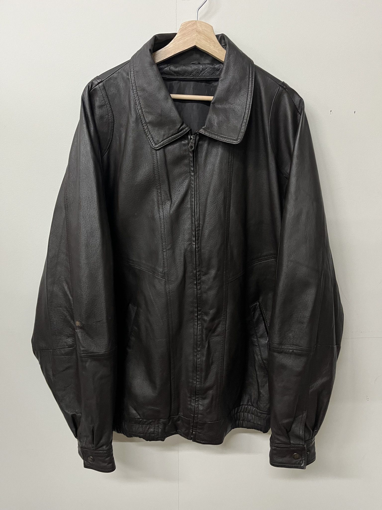 Leather Vintage 2000s Brown Leather jacket Size XL Size US XL / EU 56 / 4 - 1 Thumbnail