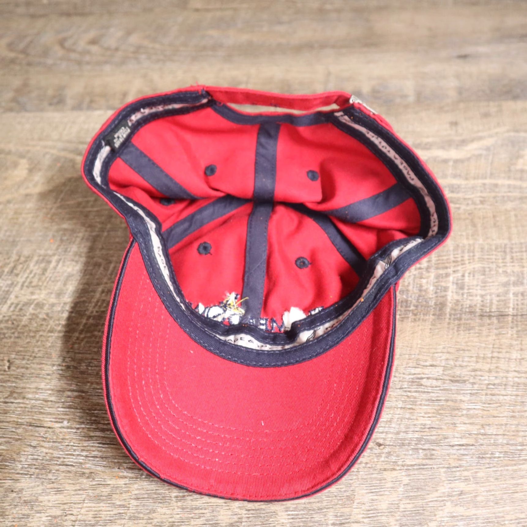Vintage VINTAGE Hat Golf The Meadows Country Club Course Red Adjustable One Size Men Size ONE SIZE - 6 Thumbnail