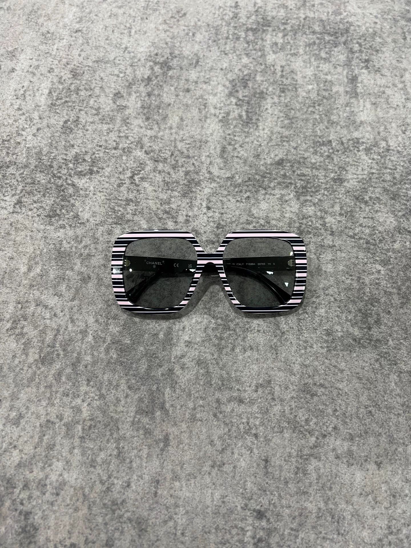 Chanel Chanel Pink Black Square Sunglasses Size ONE SIZE - 1 Thumbnail