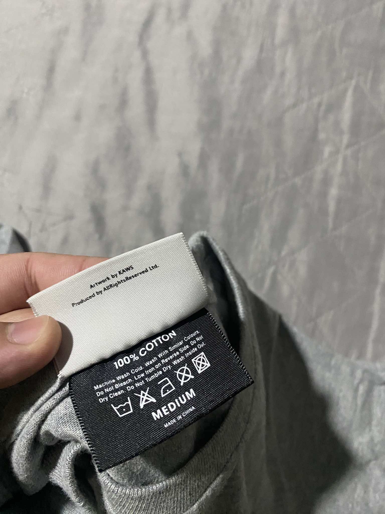 Kaws KAWS Seeing/Watching Companion Tee Size US M / EU 48-50 / 2 - 5 Thumbnail