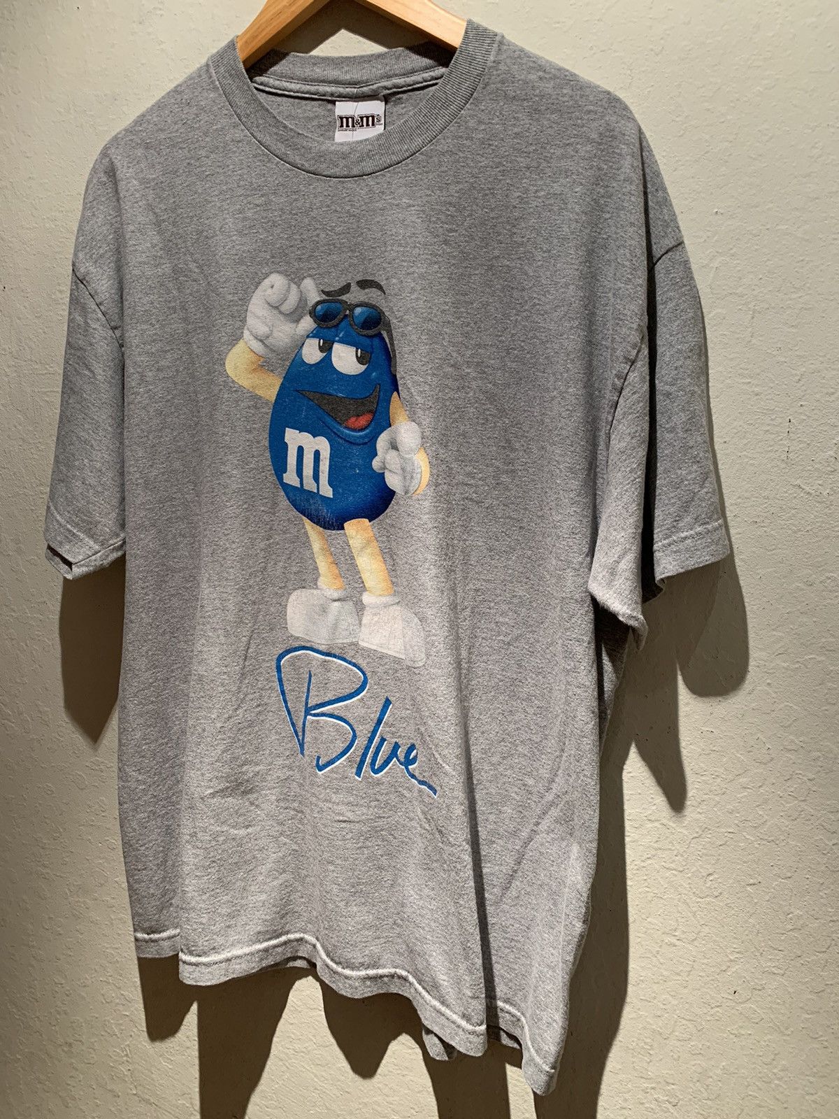 Vintage *RARE* Vintage M&M’s Blue Sunglasses T-Shirt - XL Size US XL / EU 56 / 4 - 1 Thumbnail