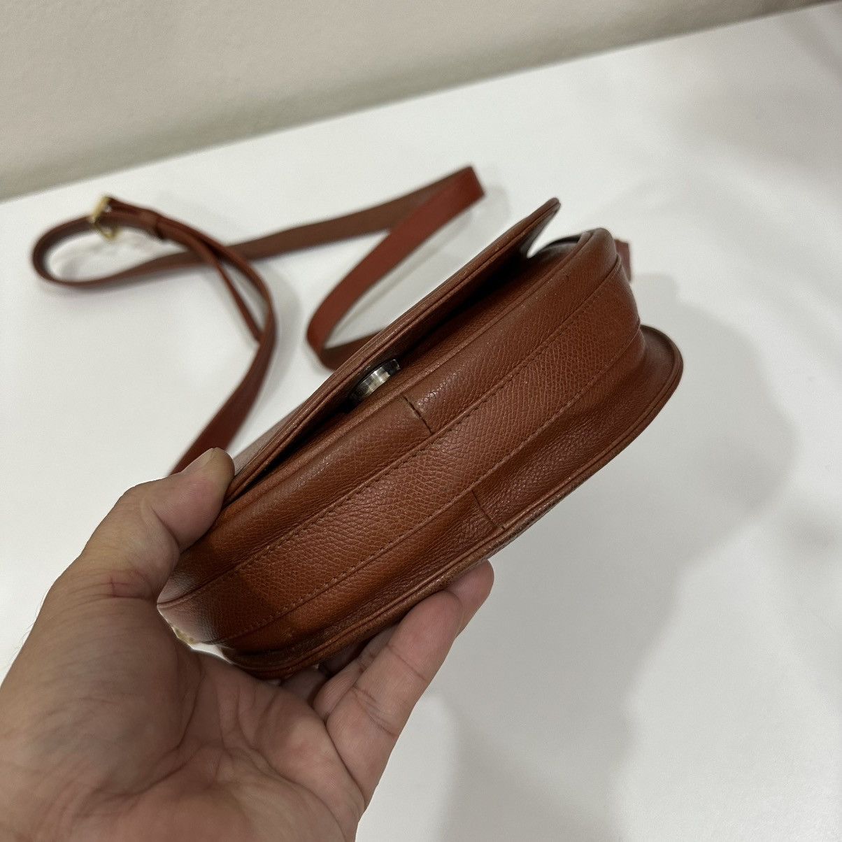 Valentino ‼️LD‼️VALENTINO GARAVANI REDDISH BROWN LEATHER SHOULDER BAG Size ONE SIZE - 7 Thumbnail