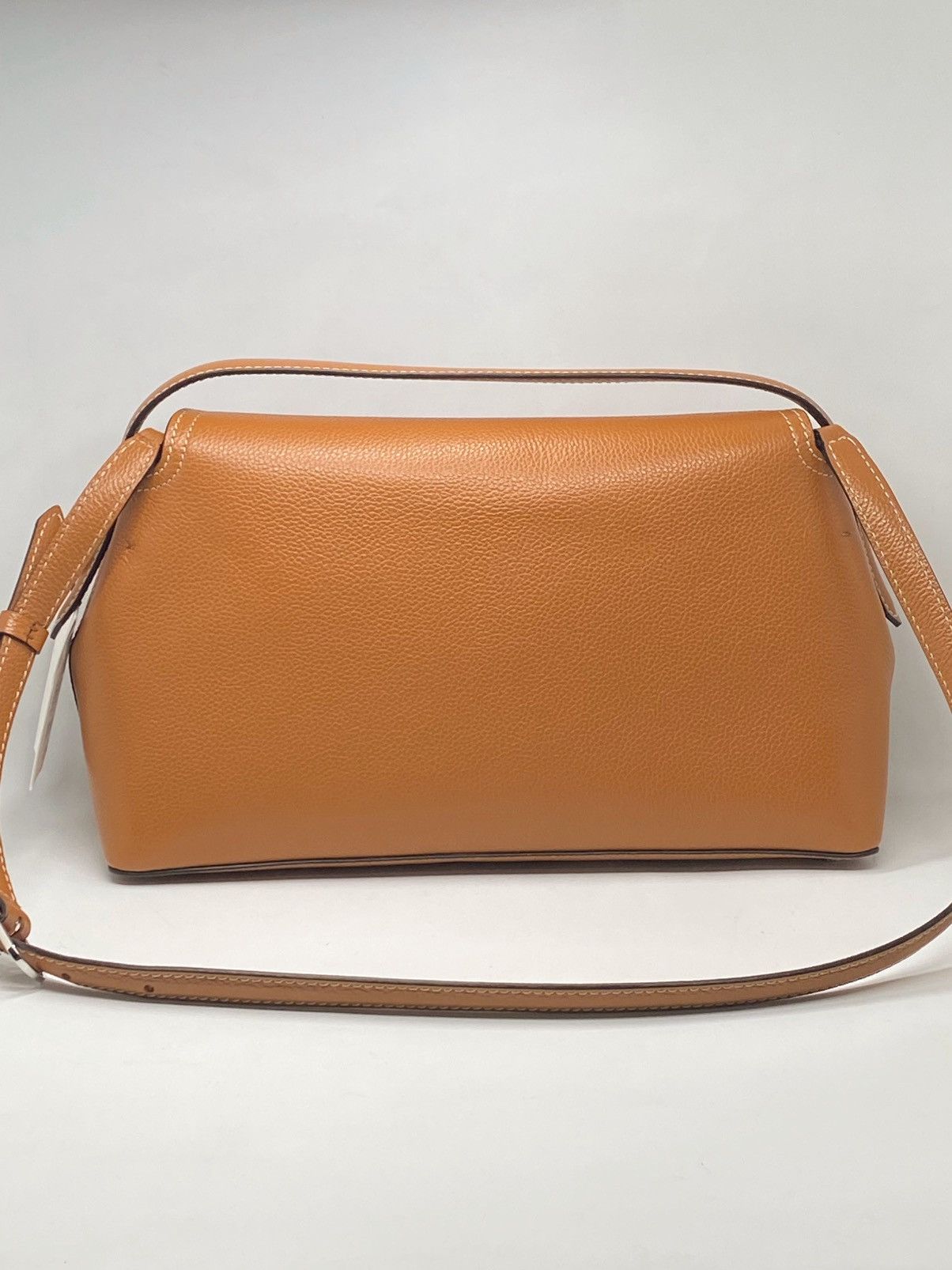 Toteme TOTEME T-Lock Top Handle Bag in Pebble Grain Leather Size ONE SIZE - 7 Thumbnail