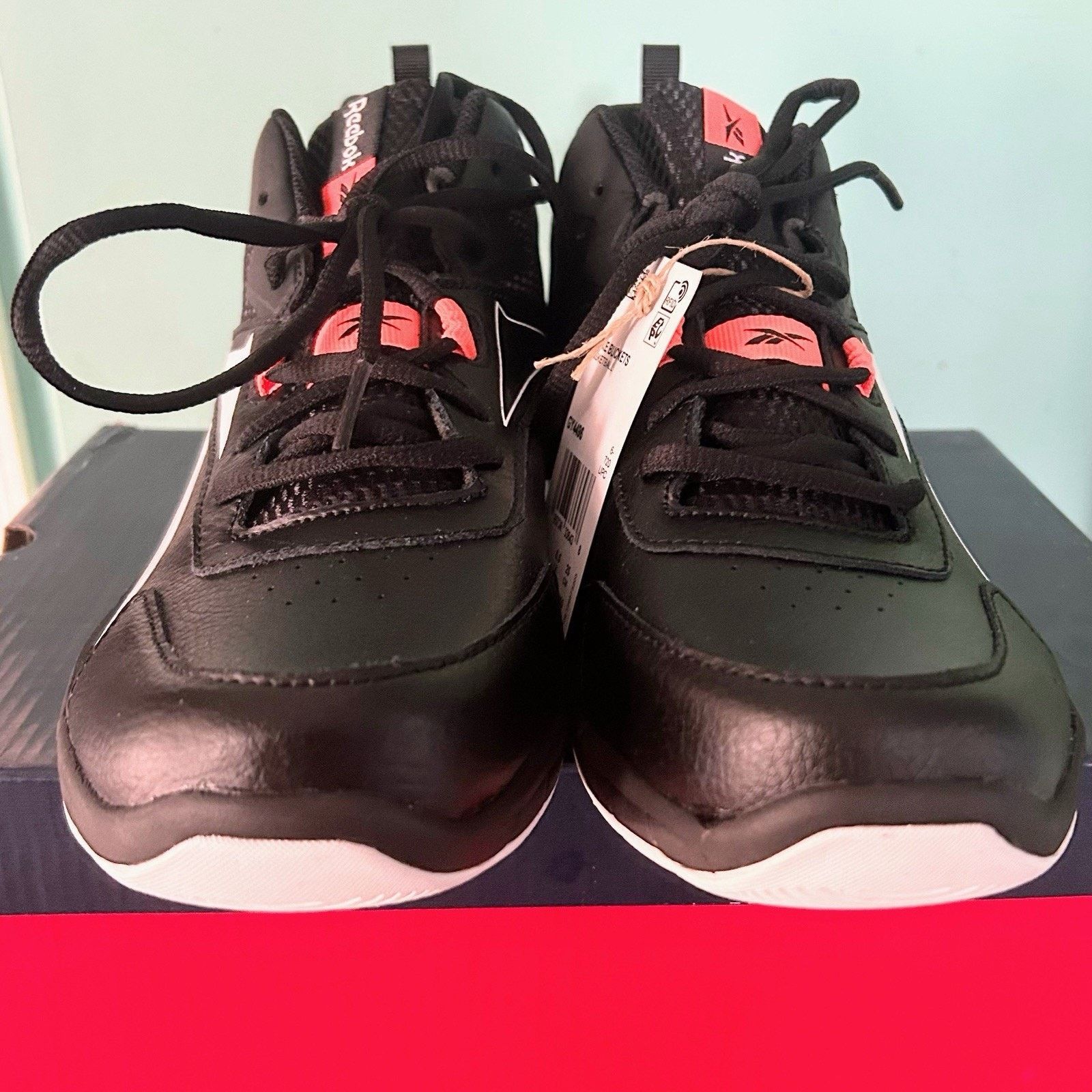 Reebok Reebok More Buckets Basketball Sneakers Shoes Youth 7 Mens 7 Size US 7 / EU 40 - 4 Thumbnail