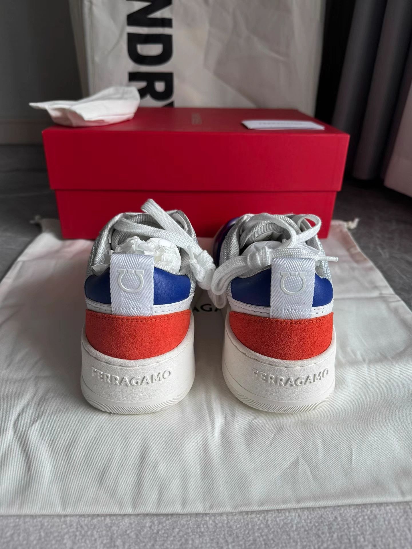 Salvatore Ferragamo Ferragamo Casual Sneakers K6 Size US 9 / IT 39 - 4 Thumbnail