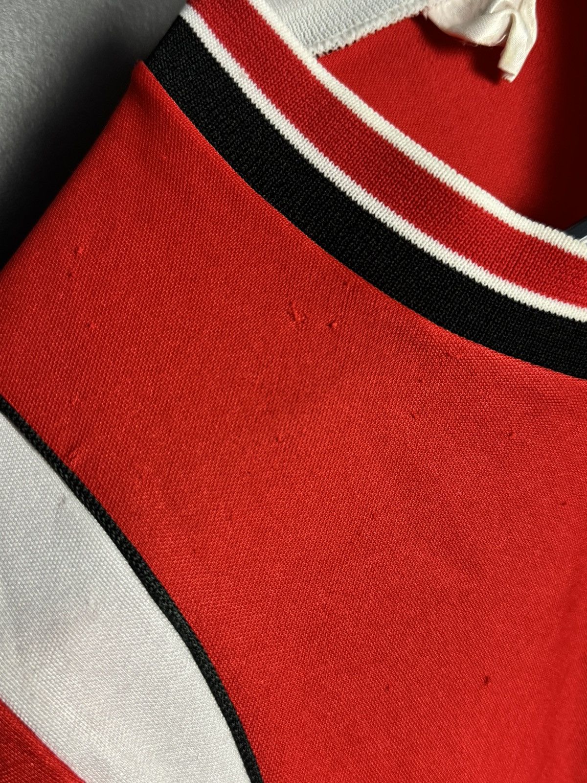 Vintage KIDS Manchester United 84/86 Home Football Jersey Size US XS / EU 42 / 0 - 6 Thumbnail
