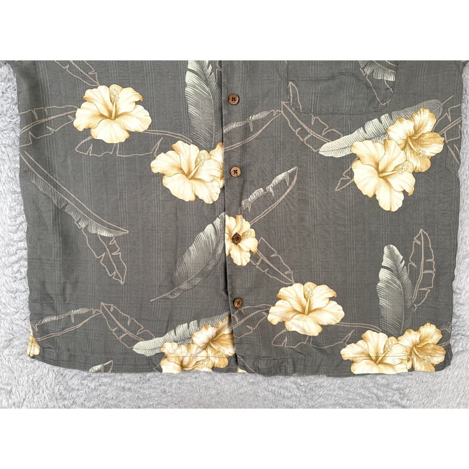 Tommy Bahama Tommy Bahama Shirt Men L Gray Floral Button-Up Silk Hawaiian Aloha Beach Vacation 100% Silk Relaxed Short Sleeve Mens Size US L / EU 52-54 / 3 - 5 Thumbnail