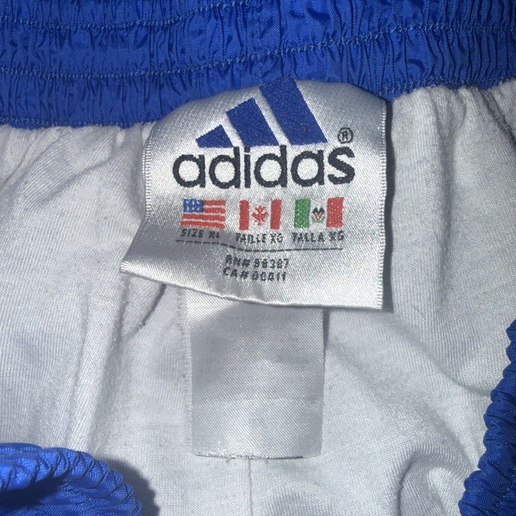Adidas VINTAGE Adidas Blue SIDE SNAP Nylon Pants LINED Mens XL Size US 36 / EU 52 - 5 Thumbnail
