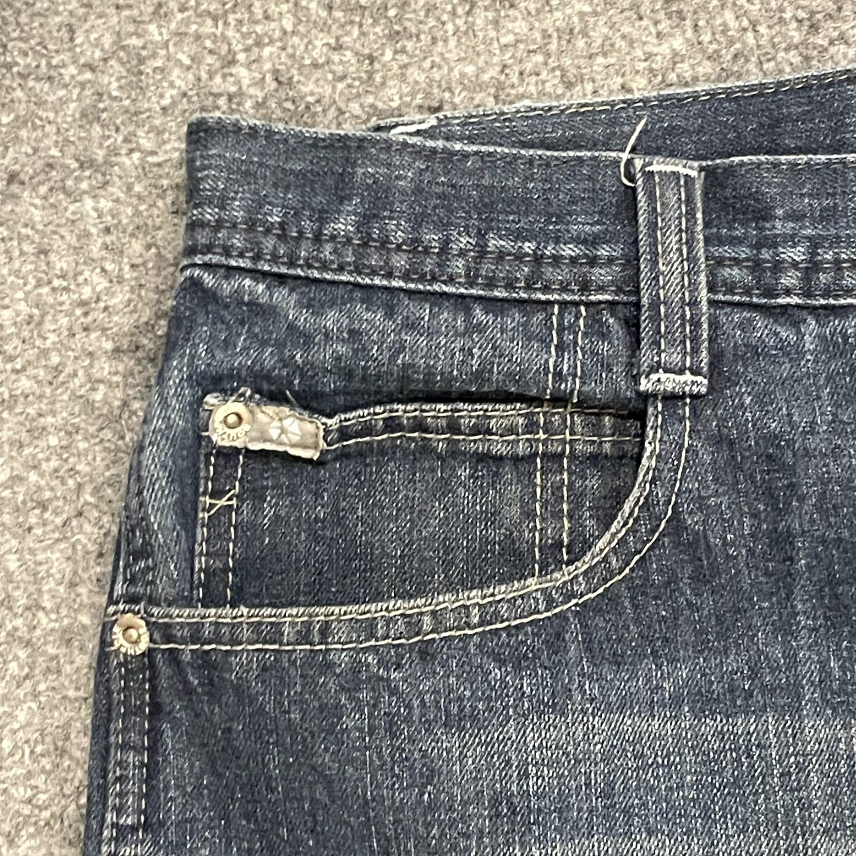 Southpole VINTAGE Southpole Bermuda Shorts Men Blue 42 Relaxed Fit 16" Inseam Denim Pocket Front Flat Front Casual Jeans Size US 42 / EU 58 - 4 Thumbnail