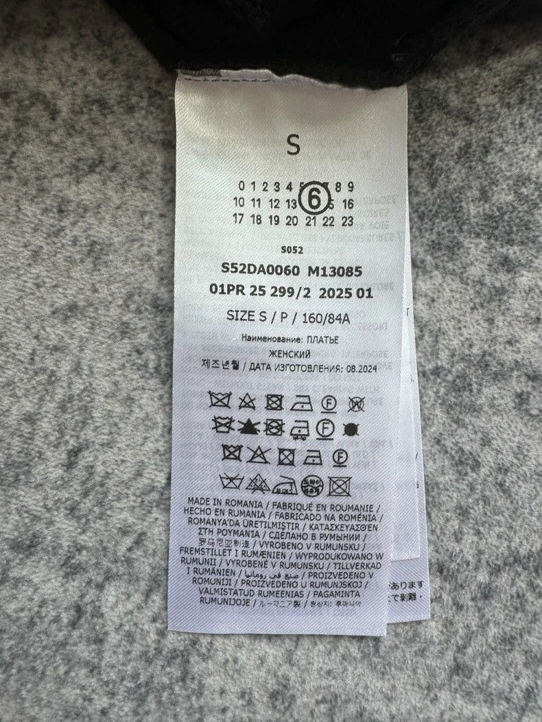Maison Margiela Maison Margiela 25 styles of black letter knit vest dresse Size S / US 4 / IT 40 - 5 Thumbnail