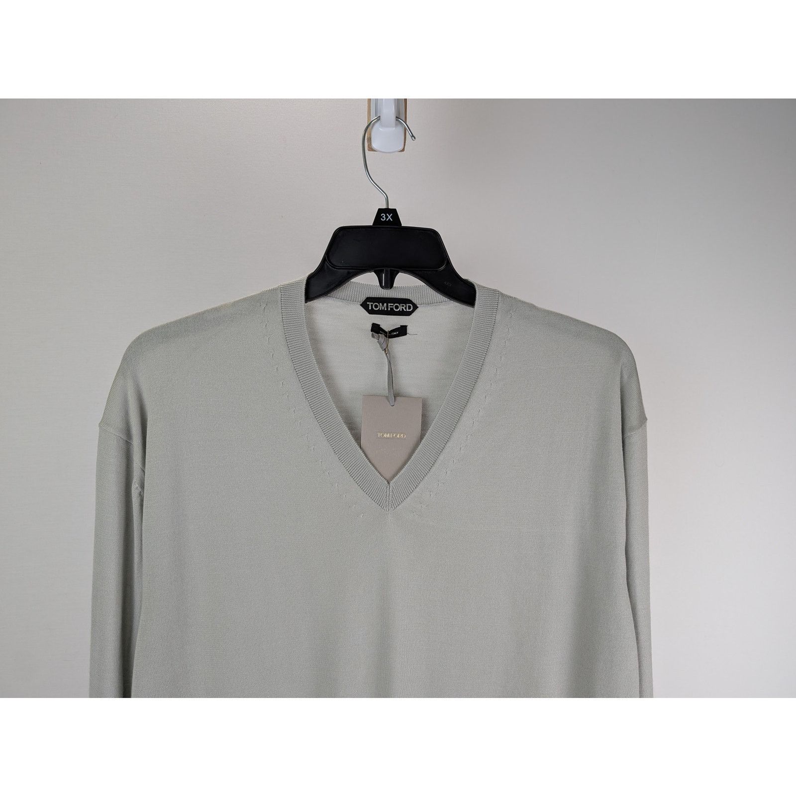 Tom Ford o1rshd1 V-Neck Knitwear Crewneck Sweatshirt in Grey Size US XXL / EU 58 / 5 - 2 Thumbnail