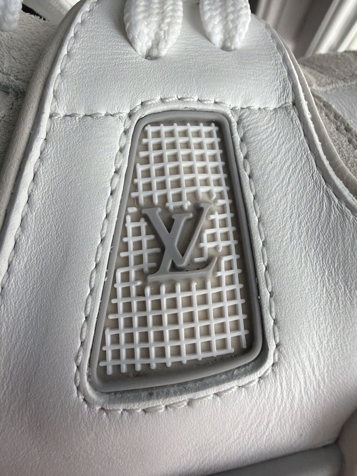 Louis Vuitton Trainer Ankle Sneakers 'Beige' Size US 8.5 / EU 41-42 - 14 Thumbnail