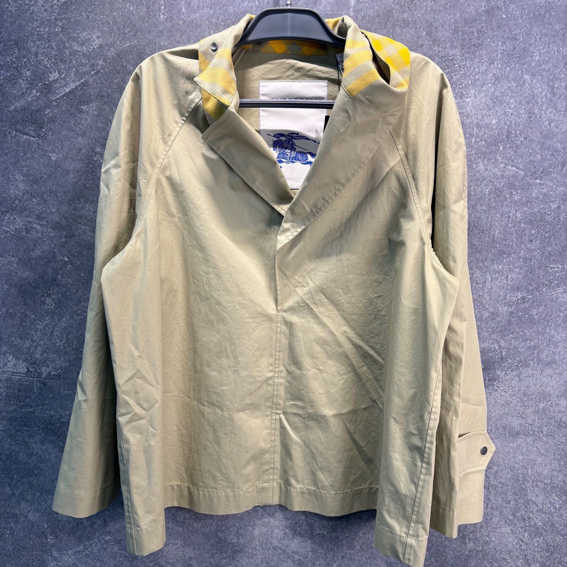 Burberry Burberry 25 New Beige Trench Coat Size US M / EU 48-50 / 2 - 1 Thumbnail