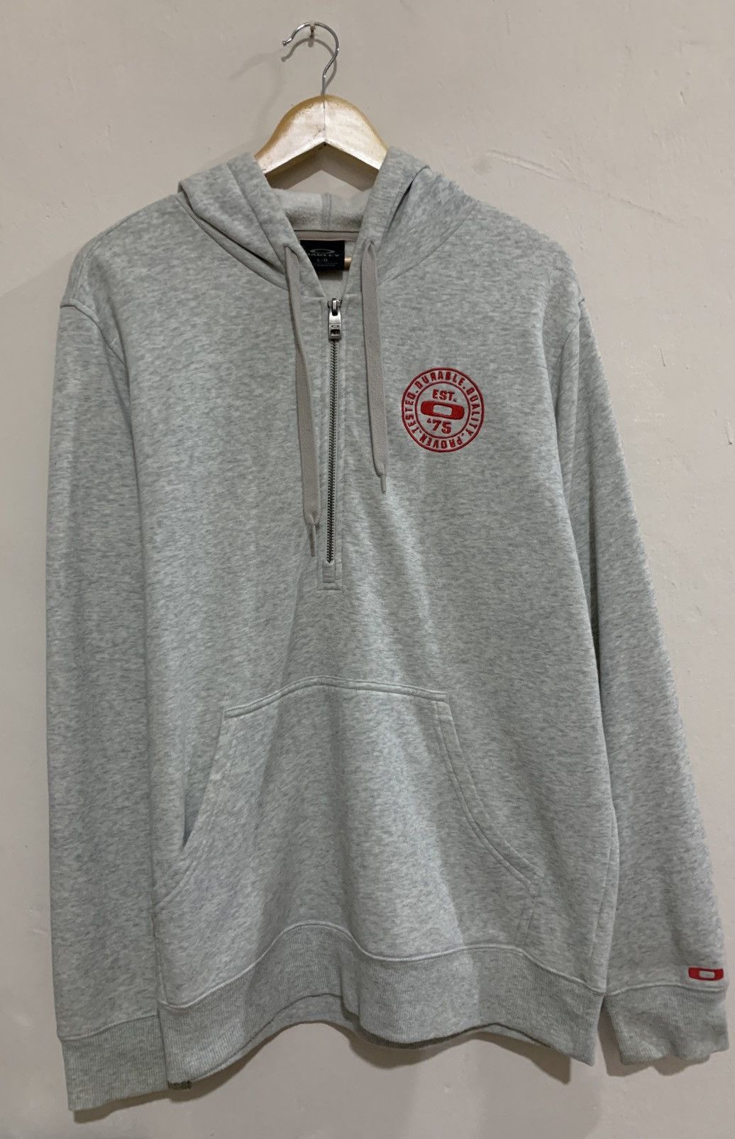 Oakley Vintage Oakley Hoodie Halfzipper -L Size US L / EU 52-54 / 3 - 1 Thumbnail