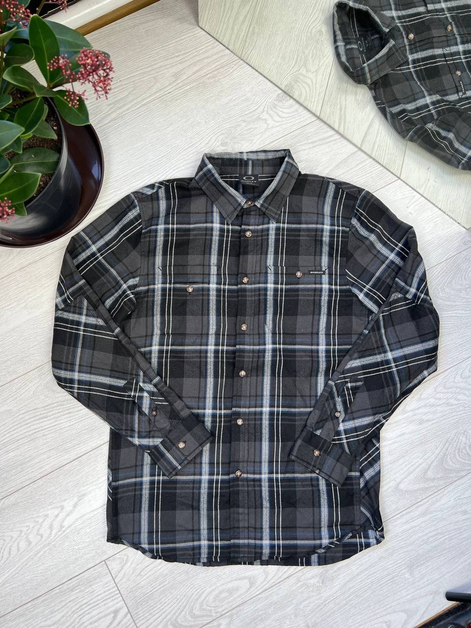 Japanese Brand × Oakley × Vintage Rare Vintage Oakley Blac Nylon Shirt LongSleeve Size US M / EU 48-50 / 2 - 1 Thumbnail