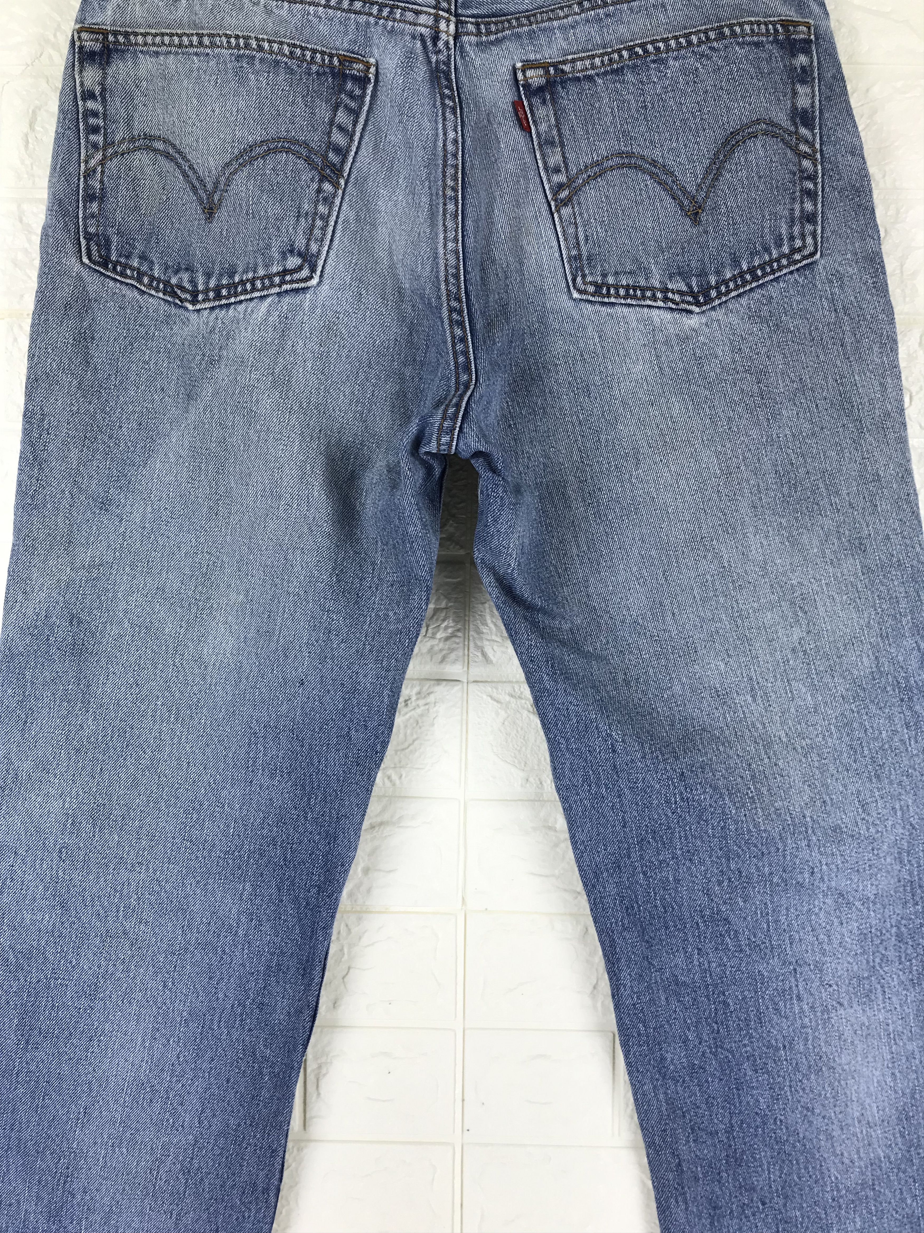 Levi's Vintage Levi's 511 Slim Fit Jeans Faded Blue Denim Size US 34 / EU 50 - 7 Thumbnail