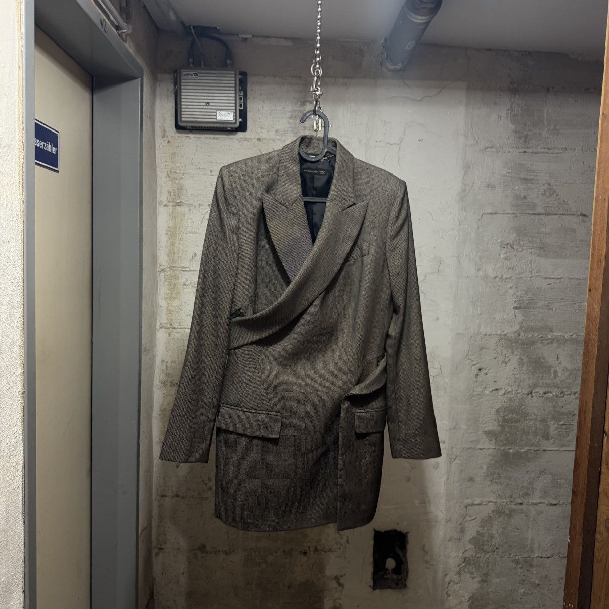 Alexander McQueen F/W 2001 Alexander McQueen around coat jacket Size M / US 6-8 / IT 42-44 - 3 Thumbnail